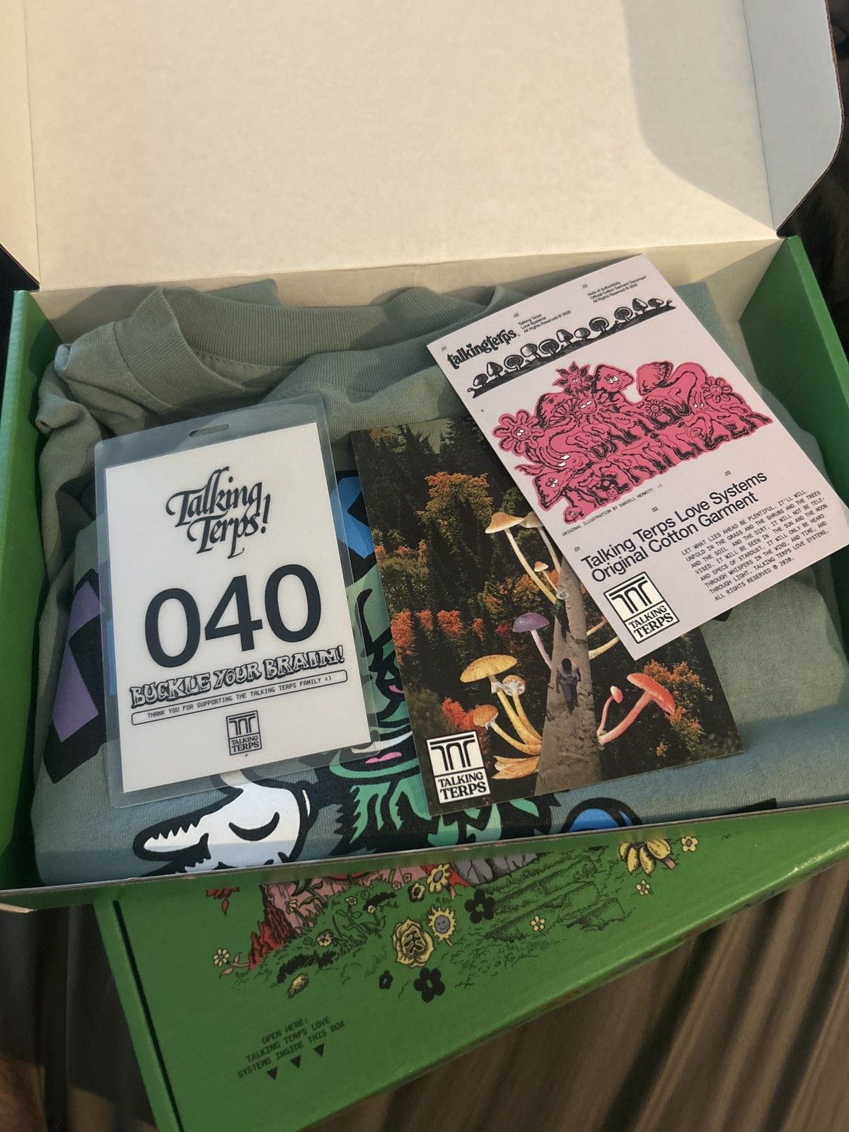Flatbush Zombies × Talking Terps Talking terps stoned t Size US M / EU 48-50 / 2 - 4 Thumbnail