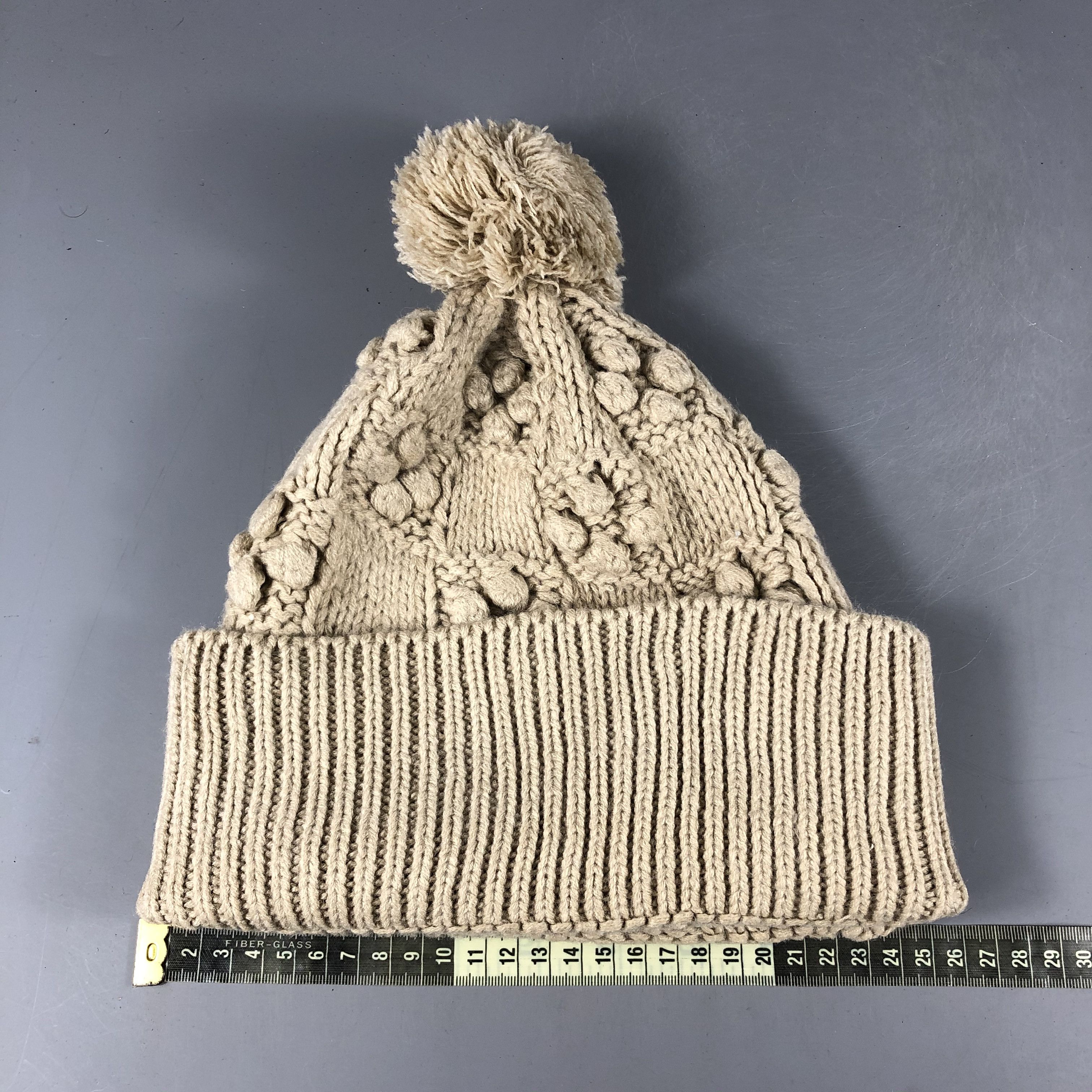 Vintage Womens Unknown Knit Pompom Beanie Snow Hat Snow Cap -D1294 Size ONE SIZE - 4 Thumbnail