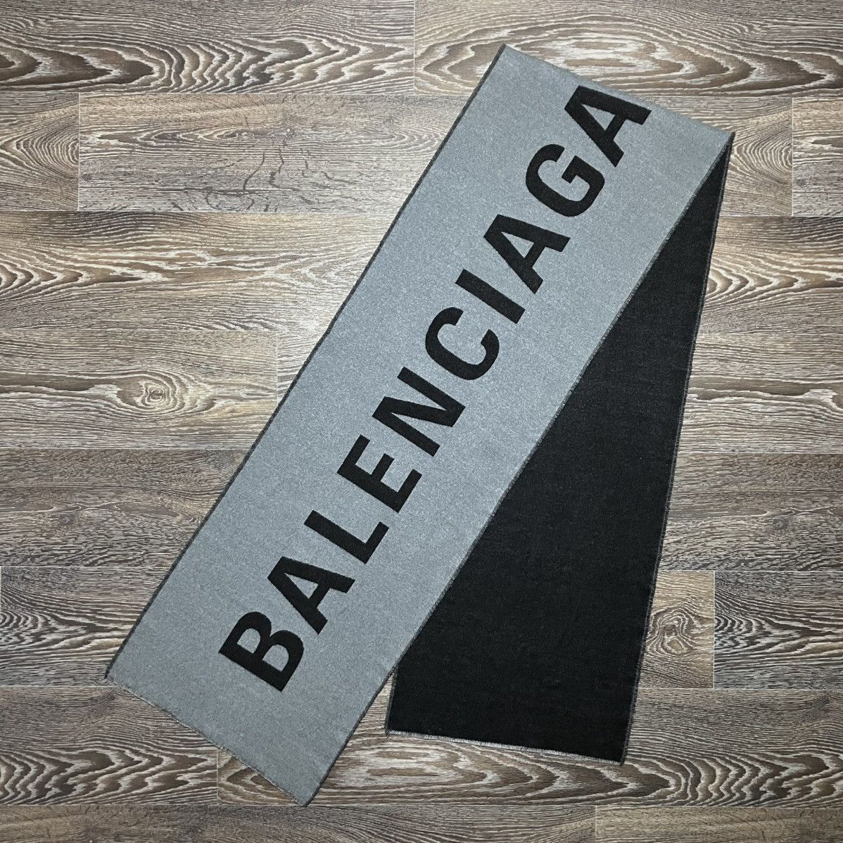 BALENCIAGA Archetype Reversible Two-Tone Wool Scarf Unisex