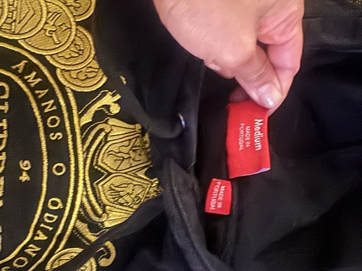 Supreme Black supreme hoodie Size US M / EU 48-50 / 2 - 2 Thumbnail