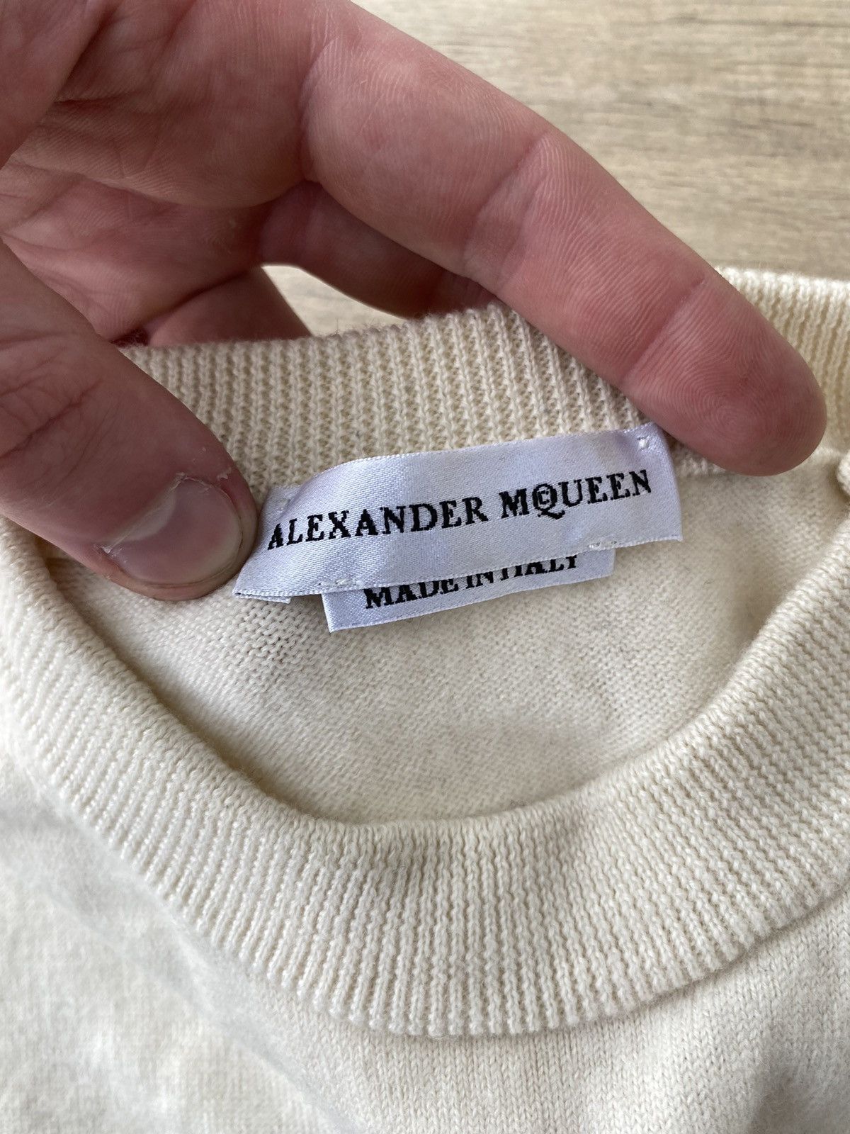 Alexander McQueen Alexander Mqueen Skull Sweater Size L / US 10 / IT 46 - 11 Thumbnail
