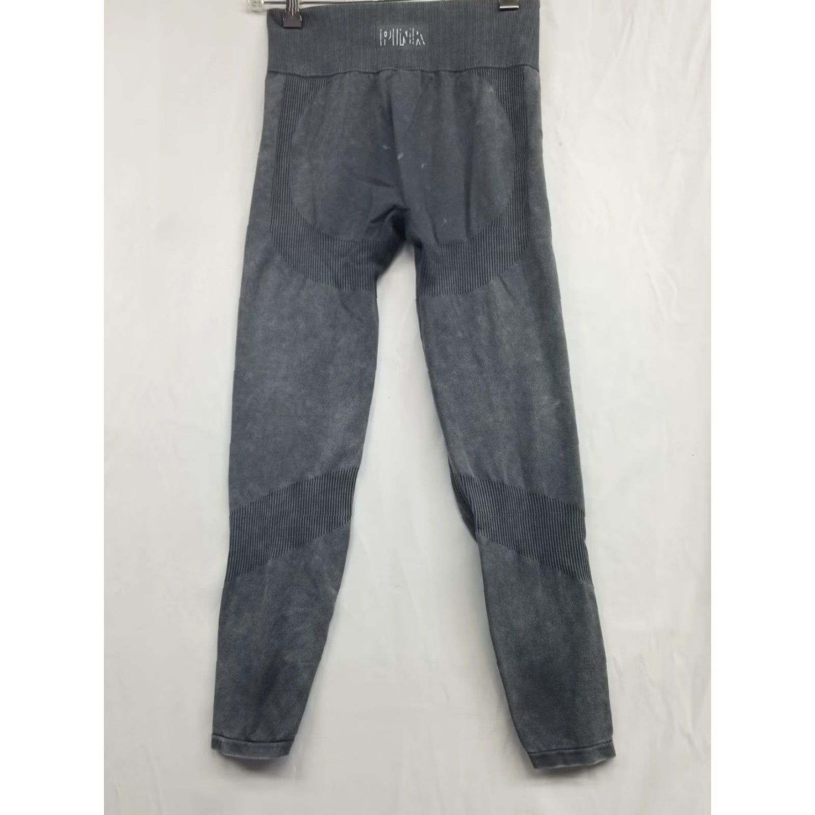 Victoria's Secret Victoria's Secret Pink Leggings Women M Gray Ankle Rise Mid Seamless Stretch Inseam 25in Heather Gray Booty Shaping Lines Size 32" / US 10 / IT 46 - 2 Thumbnail