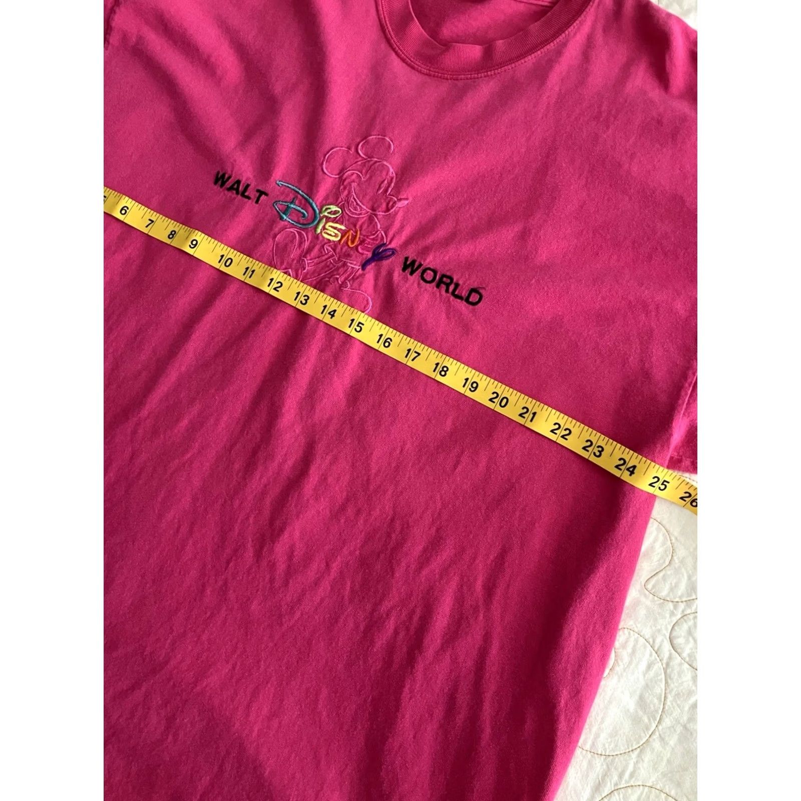 Disney VINTAGE Walt Disney World Mickey Mouse Embroidered Tee T Shirt Hot Pink XL 1990s Unisex Size US XL / EU 56 / 4 - 5 Thumbnail