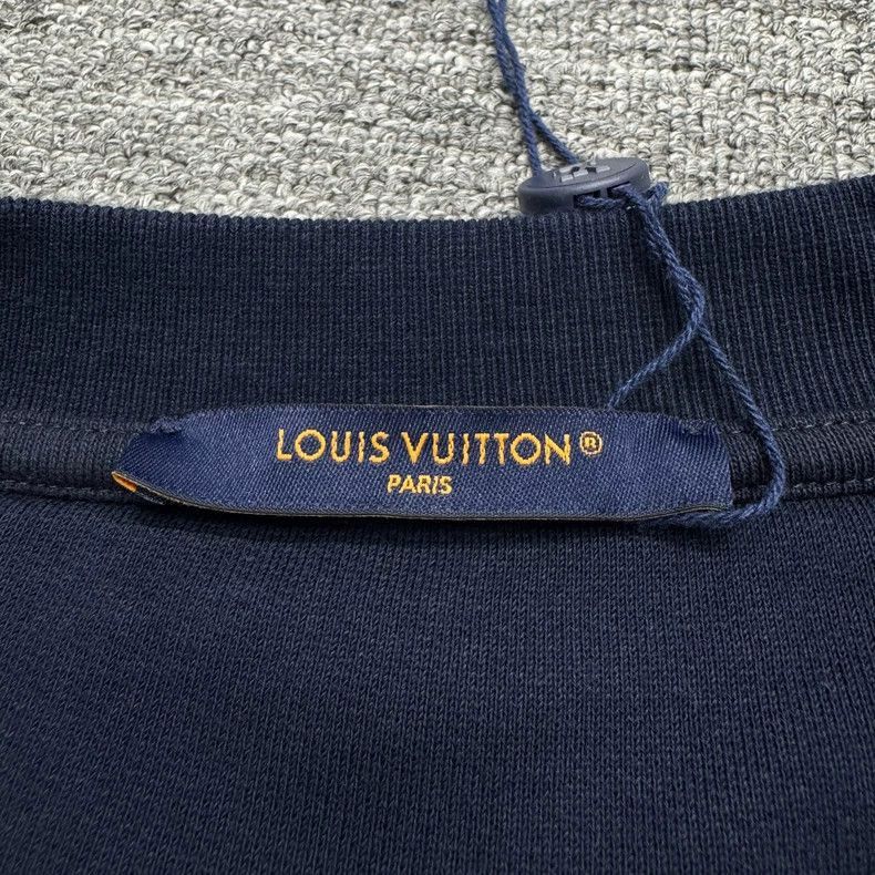 Louis Vuitton louis vuitton ss25 patch embroidery sweatshirt-2508 Size US XL / EU 56 / 4 - 4 Thumbnail