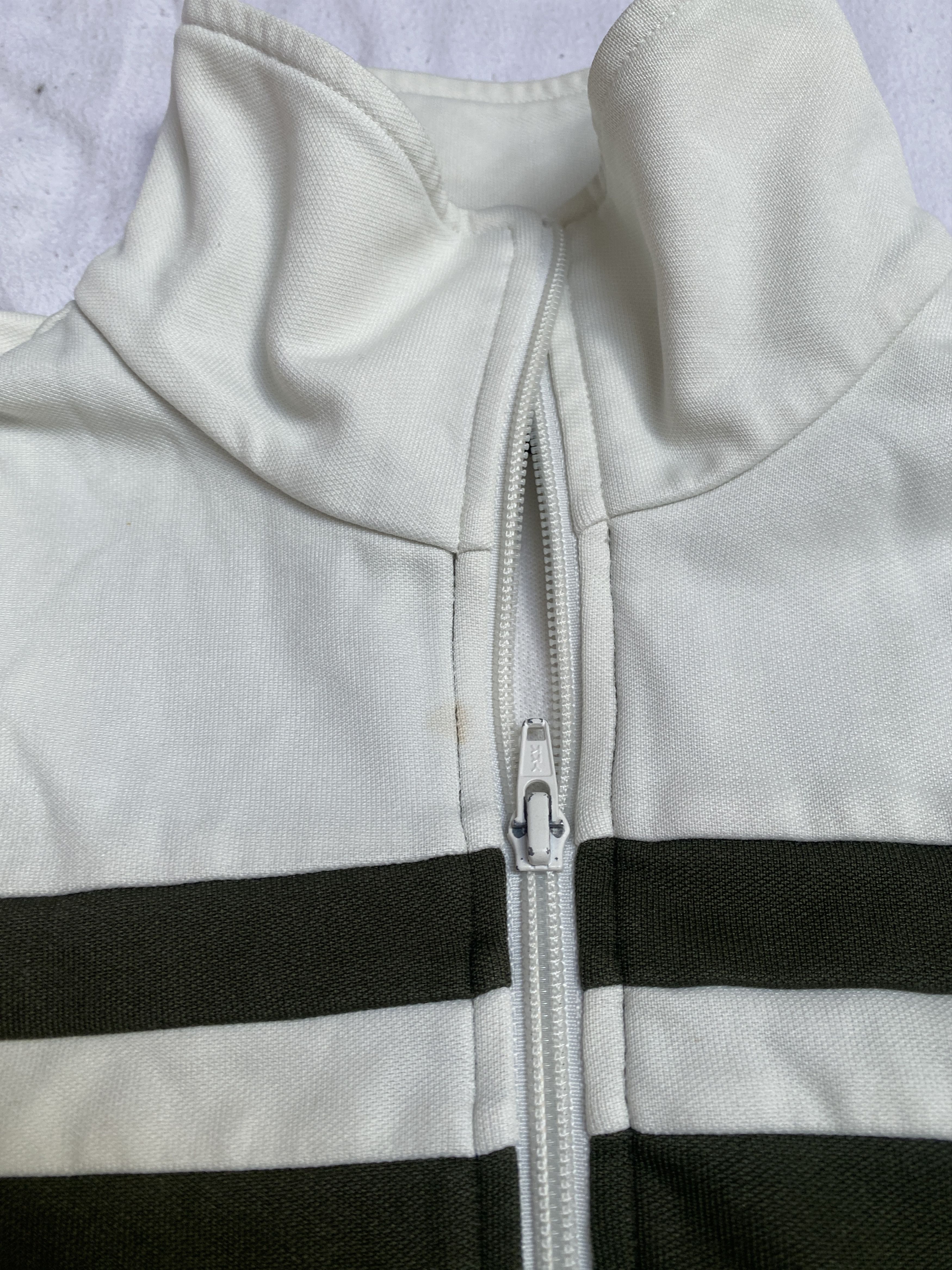 Adidas Adidas track jacket 83 C zip-up sweatshirt y2k 00s Size US S / EU 44-46 / 1 - 7 Thumbnail