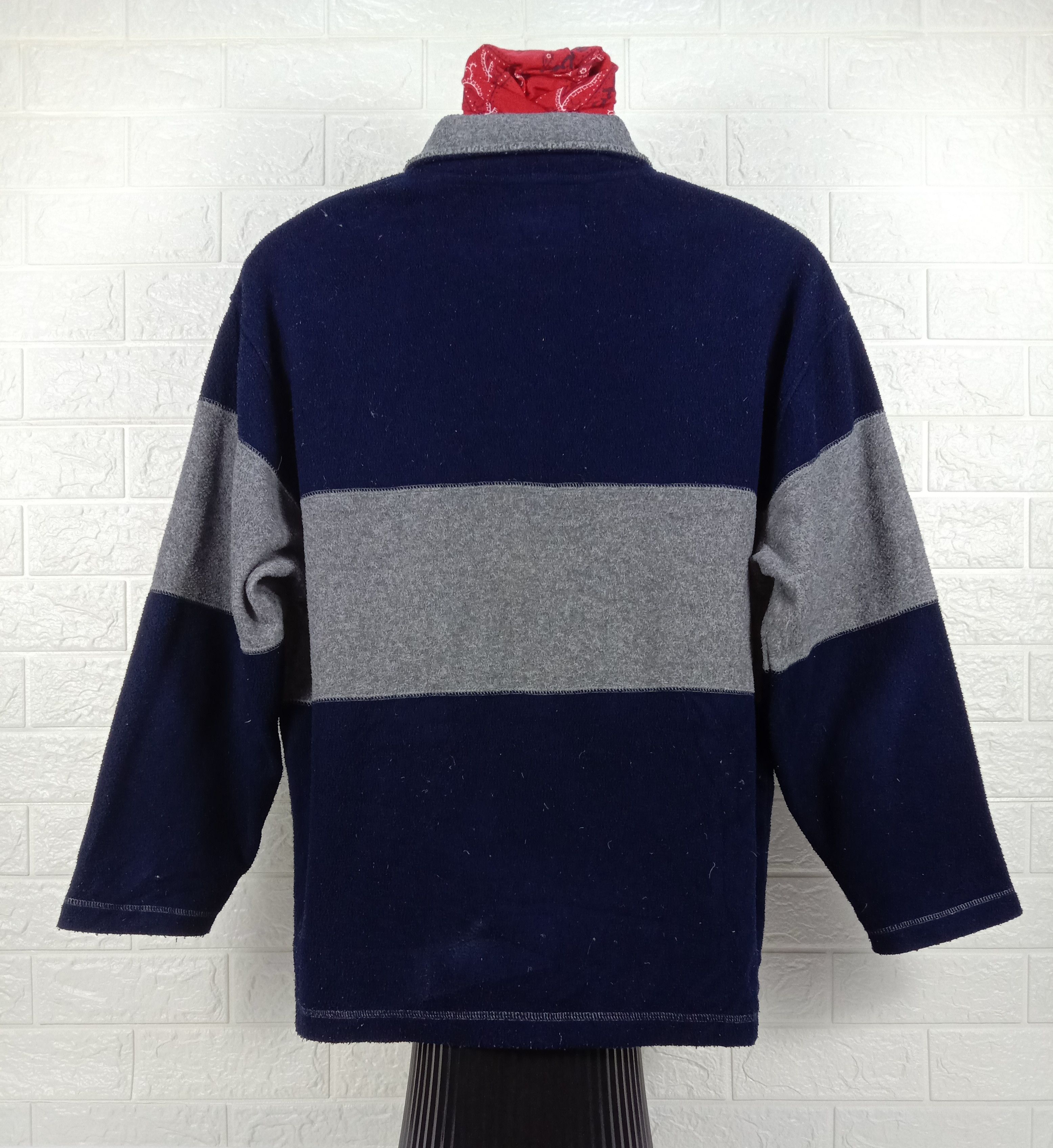 Vintage Vintage Lucky Strike Fleece Sweater Size US L / EU 52-54 / 3 - 5 Thumbnail