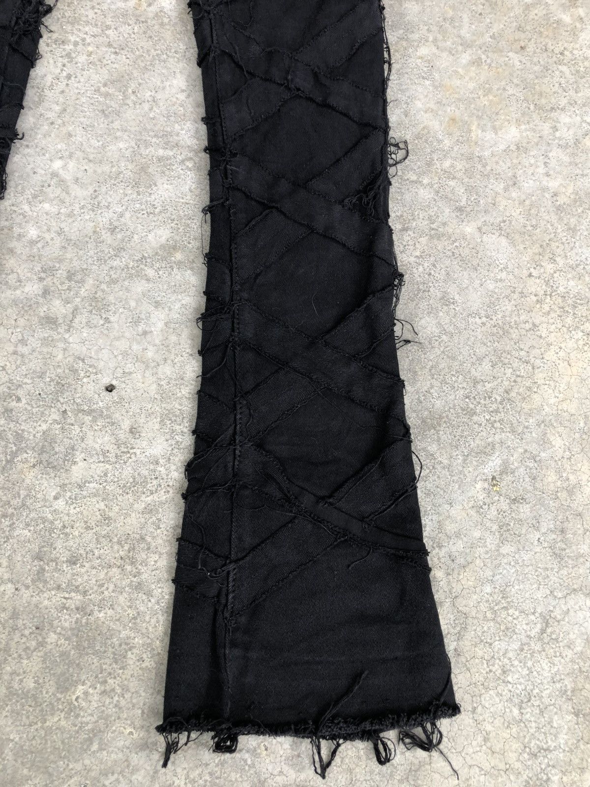 If Six Was Nine Japanese Waimea Flared Jean Distressed Denim Rick Owen Style Size US 30 / EU 46 - 7 Thumbnail