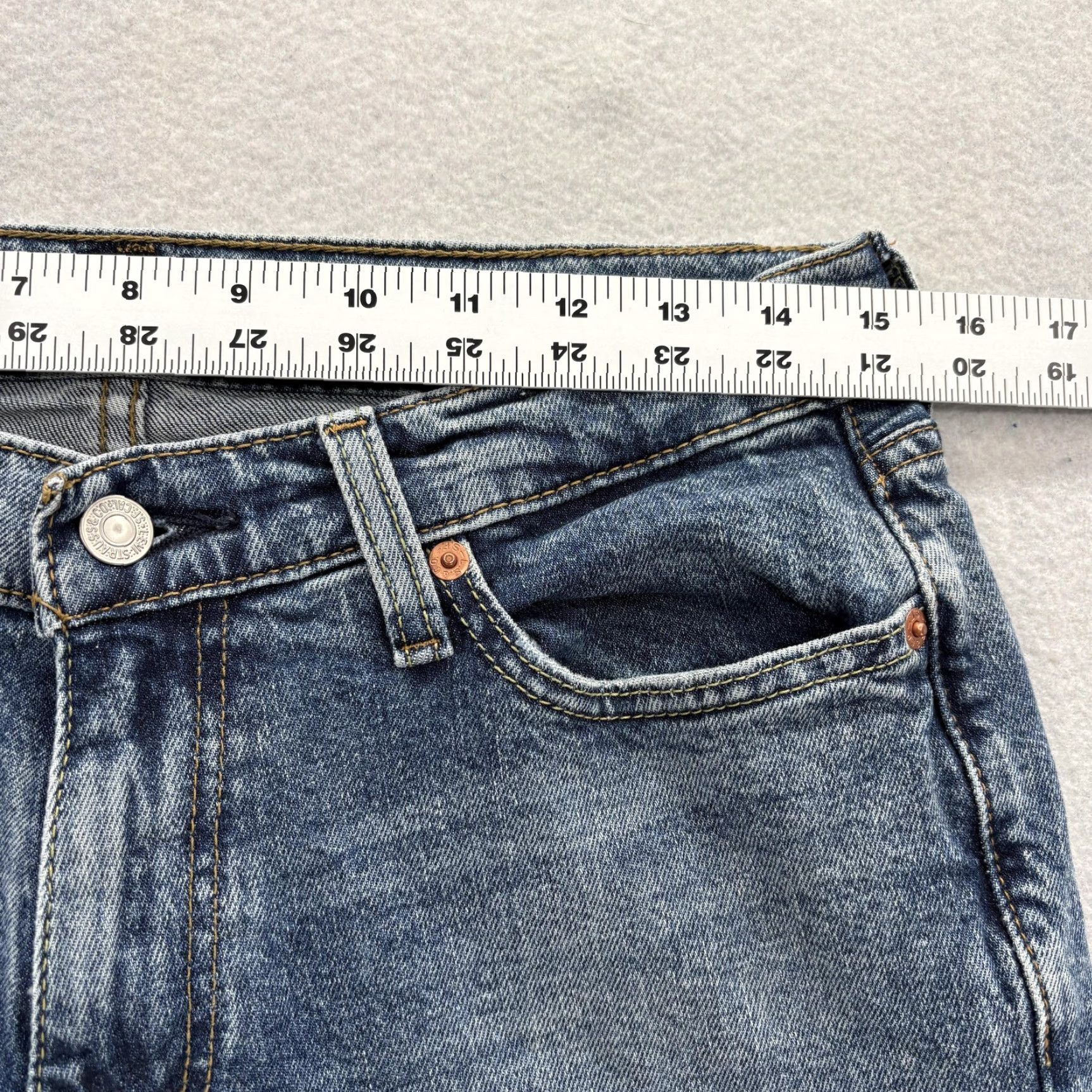 Levi's Levi's 541 Athletic Taper Jeans Mens 30x30 Blue Medium Wash Stretch Denim Casual Size US 30 / EU 46 - 7 Thumbnail