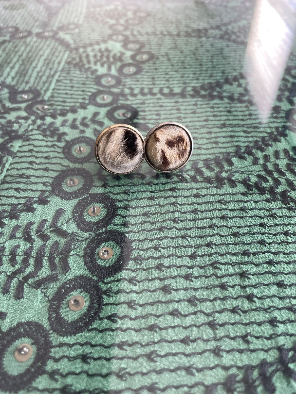 Vintage Pony hair and gold tone cuff links Size ONE SIZE - 2 Thumbnail