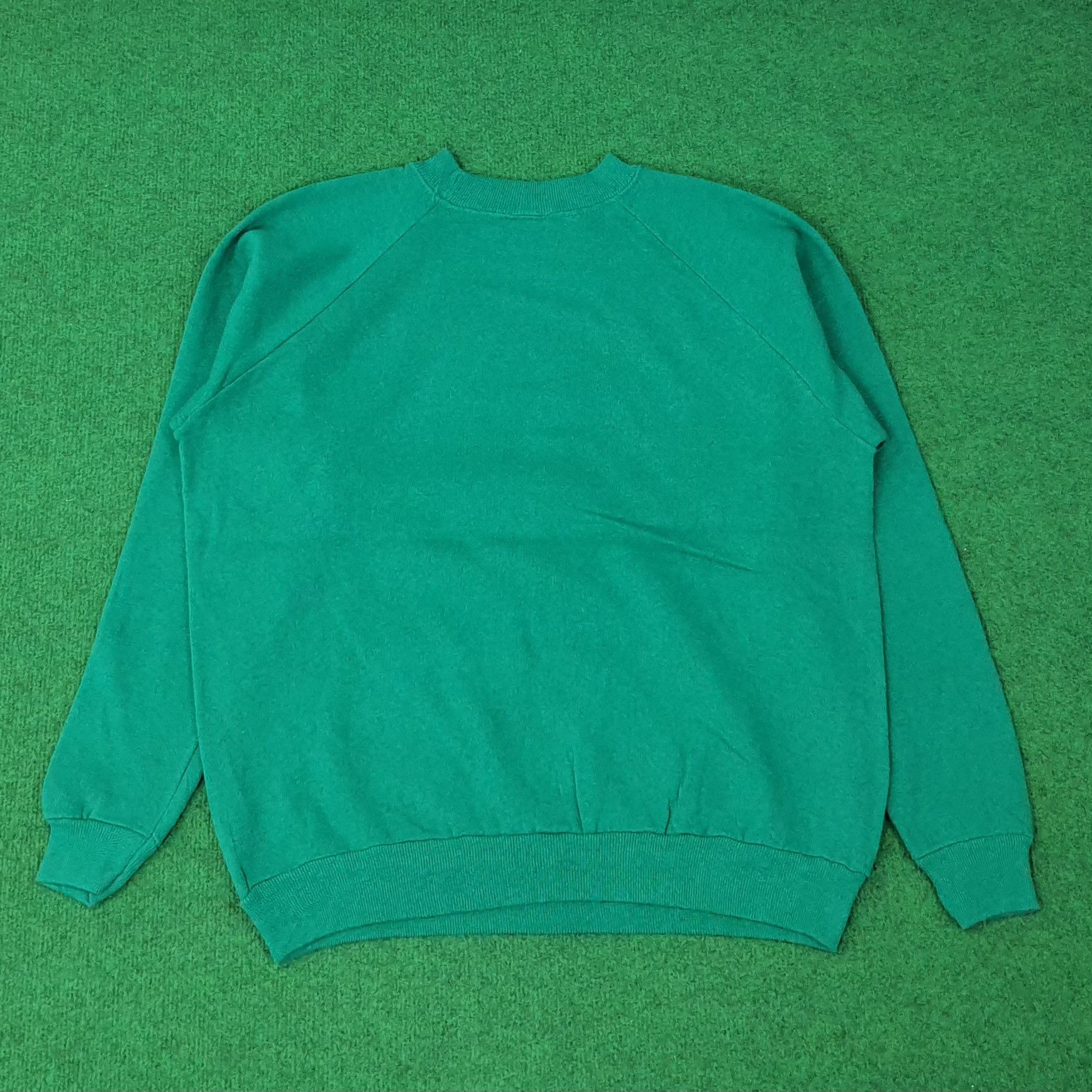 Vintage Vintage Noel Christmas Tree Sweatshirt C227N14 Size US M / EU 48-50 / 2 - 3 Thumbnail