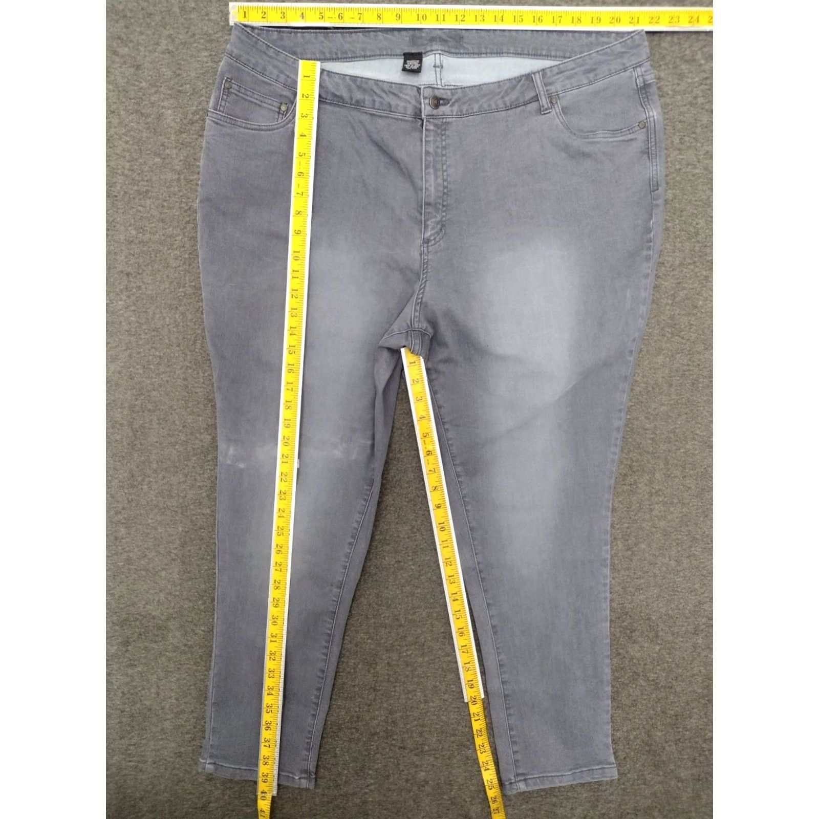 Denime Denim 24/7 Skinny Jeans Women's 24W Gray Medium Wash 26in Inseam Zipper 5-Pocket High Rise Denim 24/7 Jeans Womens Size 42" / US 20 - 4 Thumbnail