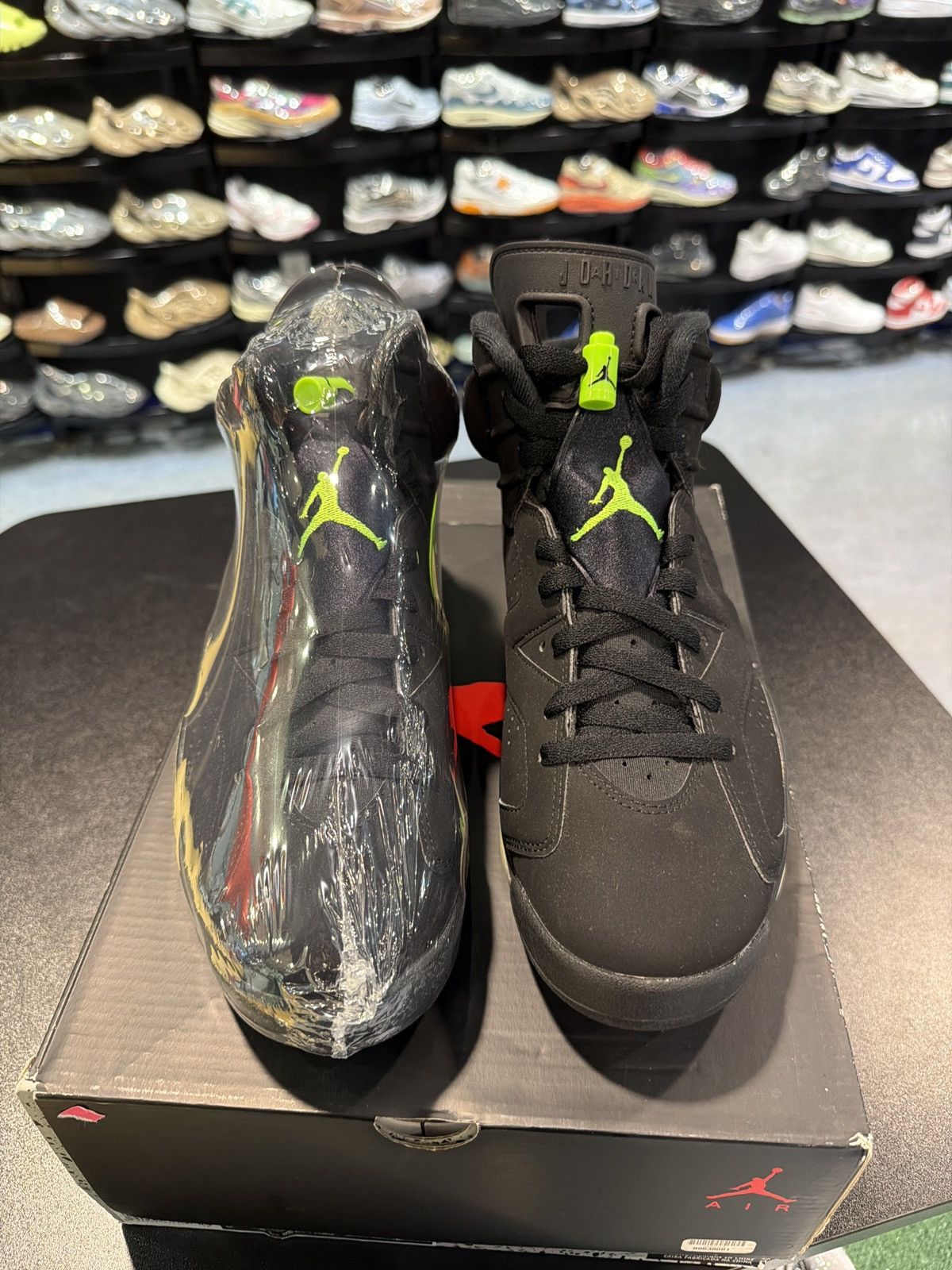 Jordan Brand Jordan 6 Electric Green Size-9 Brand New Quick Ship Size US 9 / EU 42 - 6 Thumbnail