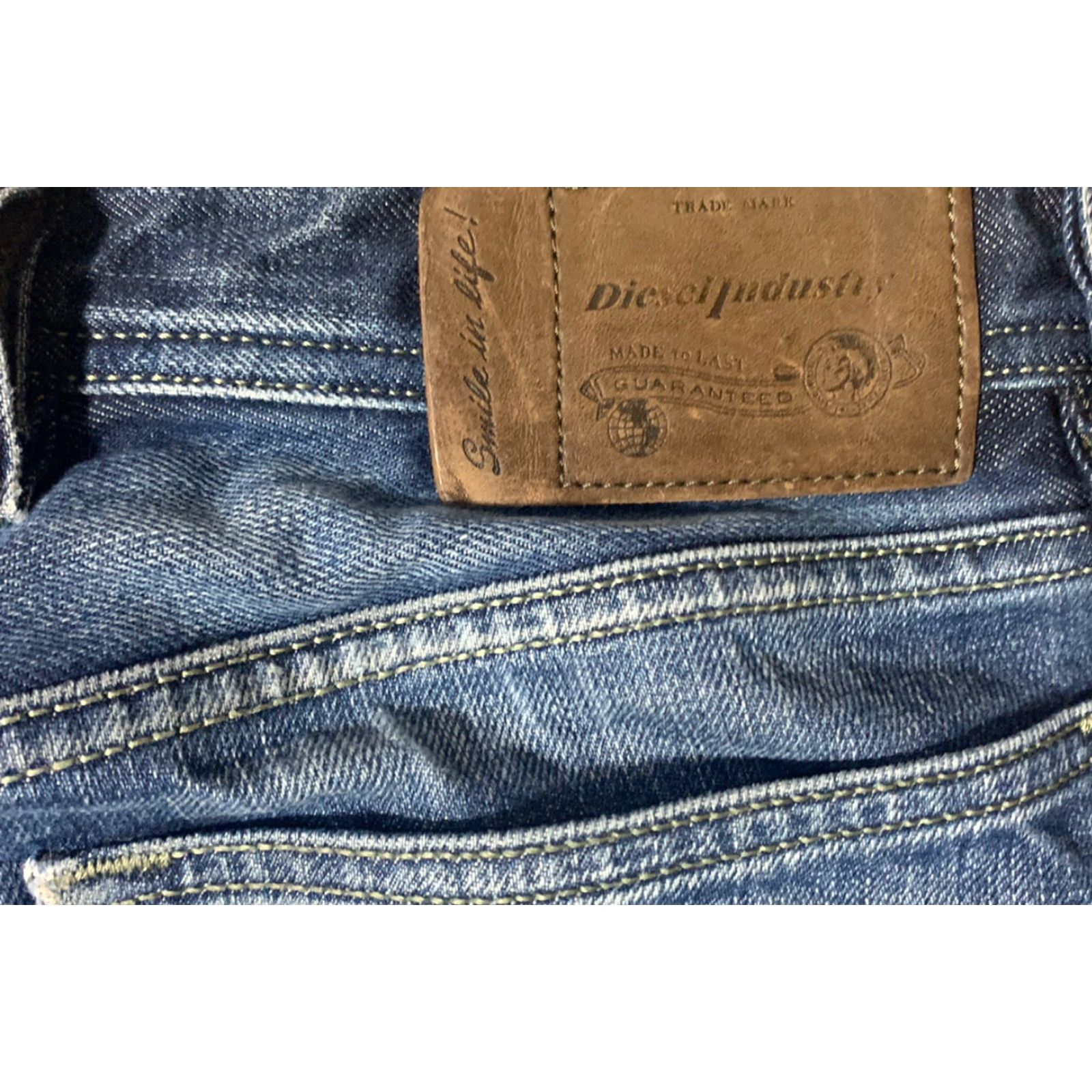 Diesel Diesel Waykee Button Fly Jeans Men's Blue Straight Size 30 X 27 Size US 30 / EU 46 - 3 Thumbnail