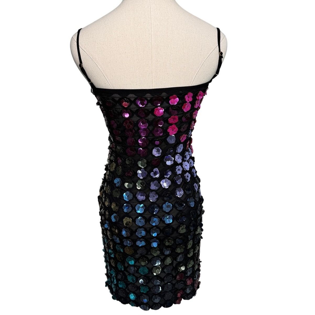Cynthia Rowley Cynthia Rowley Bella Sequin Appliqué Dress size 2 XS Size XS / US 0-2 / IT 36-38 - 8 Thumbnail