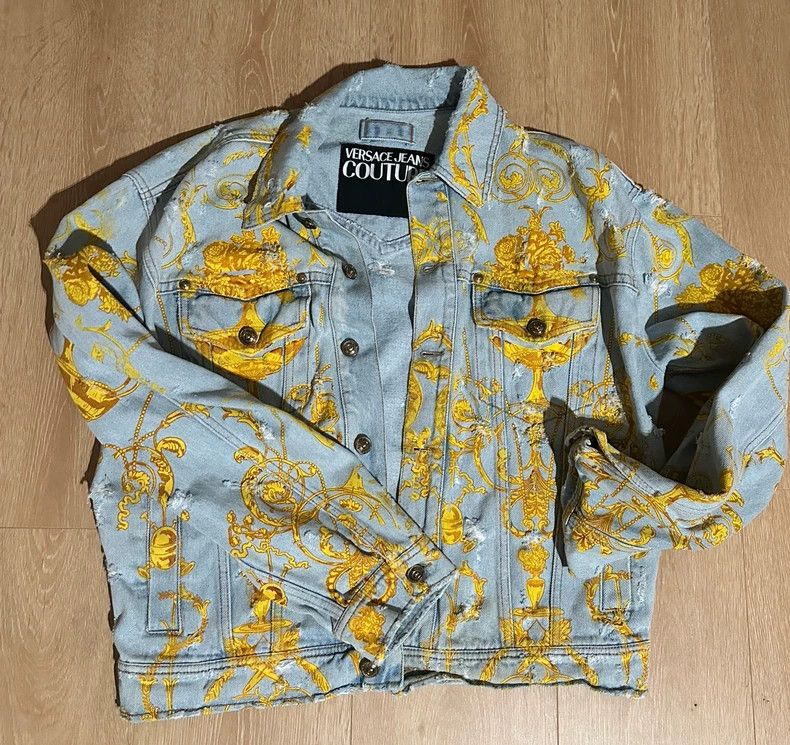Versace Versace Printed denim jacket Size US M / EU 48-50 / 2 - 2 Thumbnail