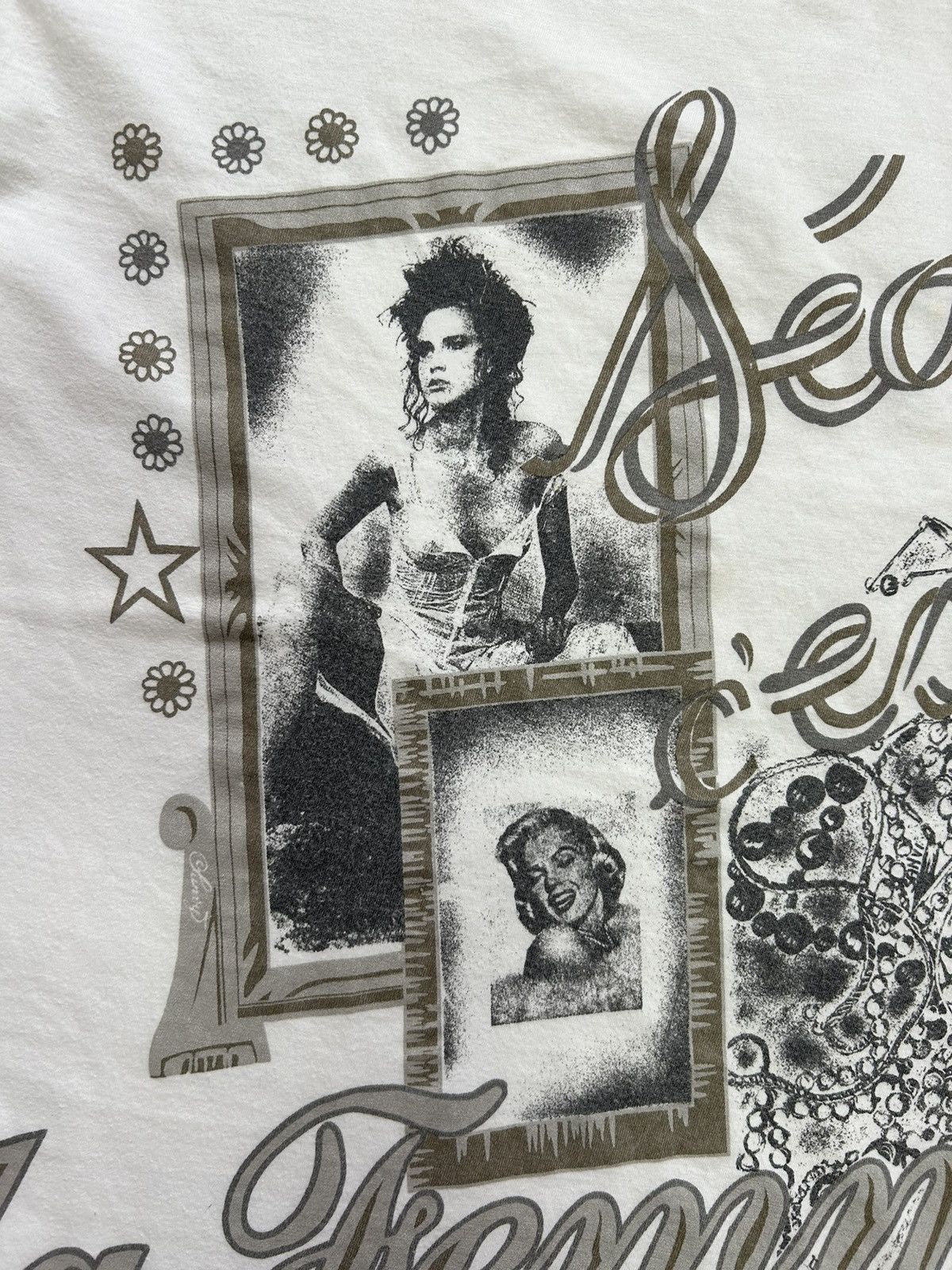 Vintage Vintage 1990s Seduction La Feminine Marilyn Monroe T-Shirt Size US XL / EU 56 / 4 - 8 Thumbnail