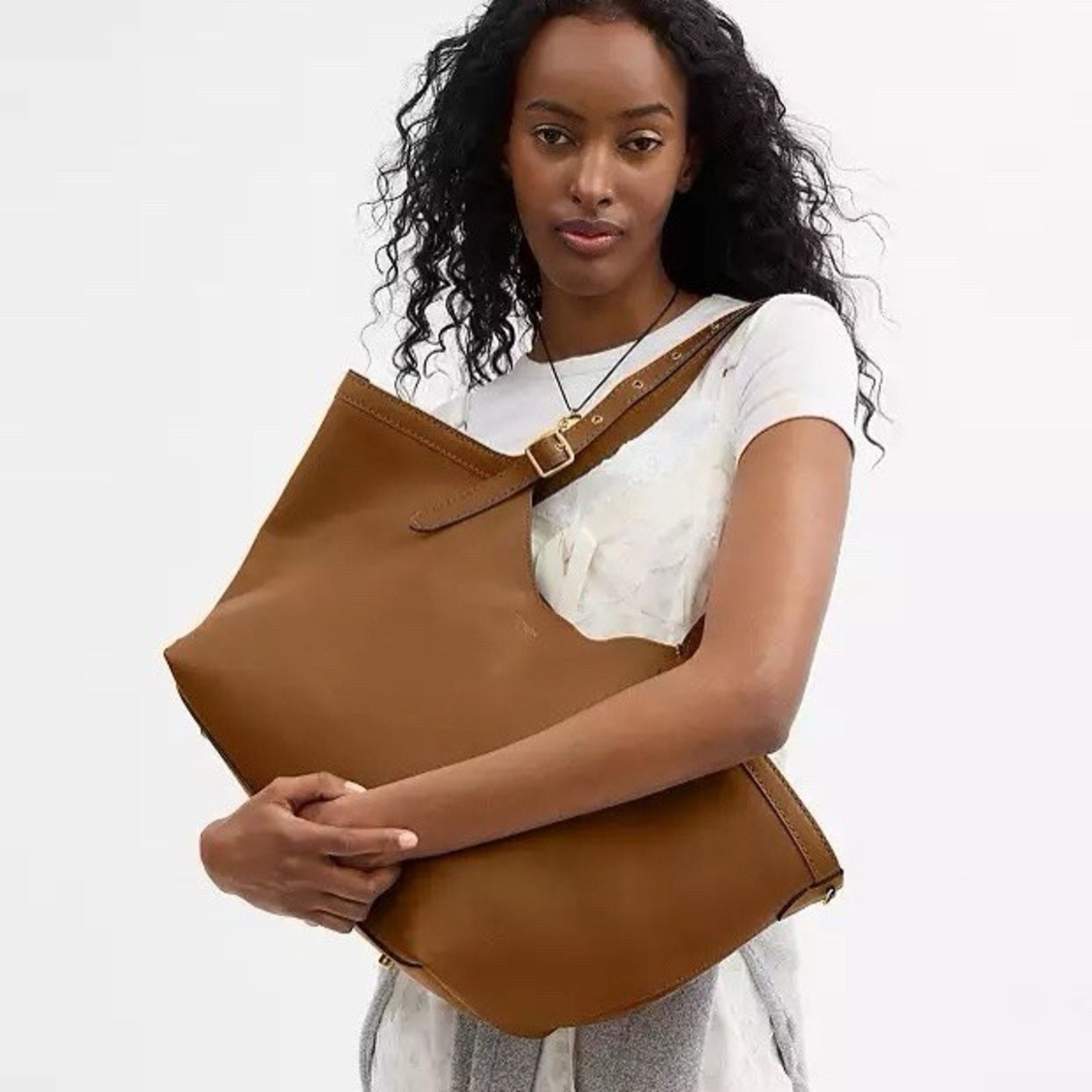 Coach NWT COACH Gramercy Tote CAM00 Brass Honey Brown Leather Size ONE SIZE - 12 Thumbnail