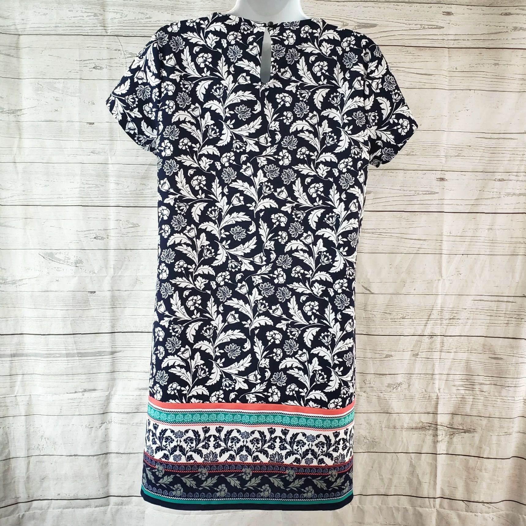 Banana Republic Banana Republic Womens Shift Dress Sz 6 Short Sleeve Blue White Floral Size 28" / US 6 / IT 42 - 4 Thumbnail