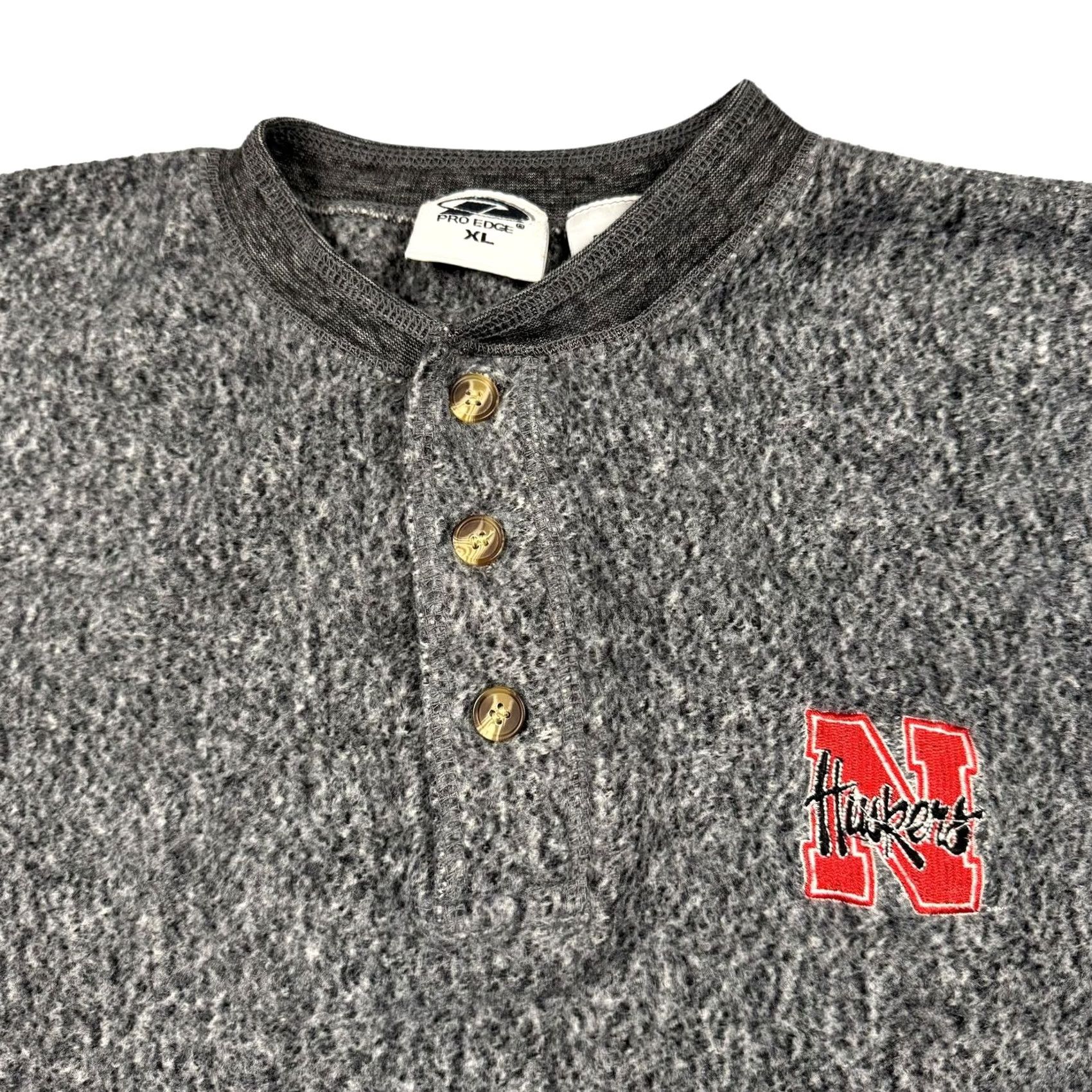 Vintage VINTAGE Sweatshirt Men XL Nebraska Cornhuskers Fleece Henley Long Sleeve Gray Size US XL / EU 56 / 4 - 2 Thumbnail