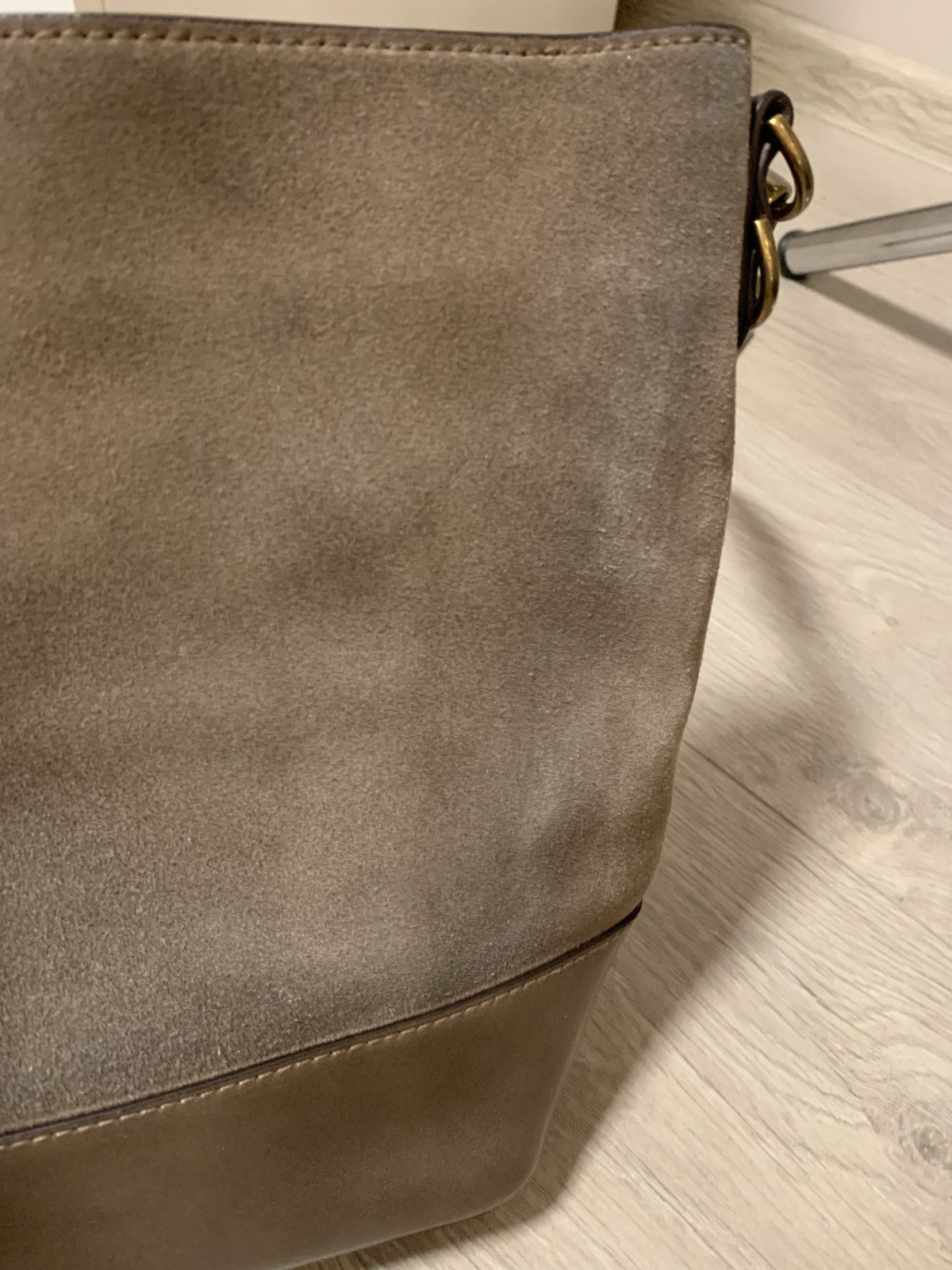 Polo Ralph Lauren Polo Ralph Lauren Tote Handbag Beige in Taupe Suede Size ONE SIZE - 18 Thumbnail