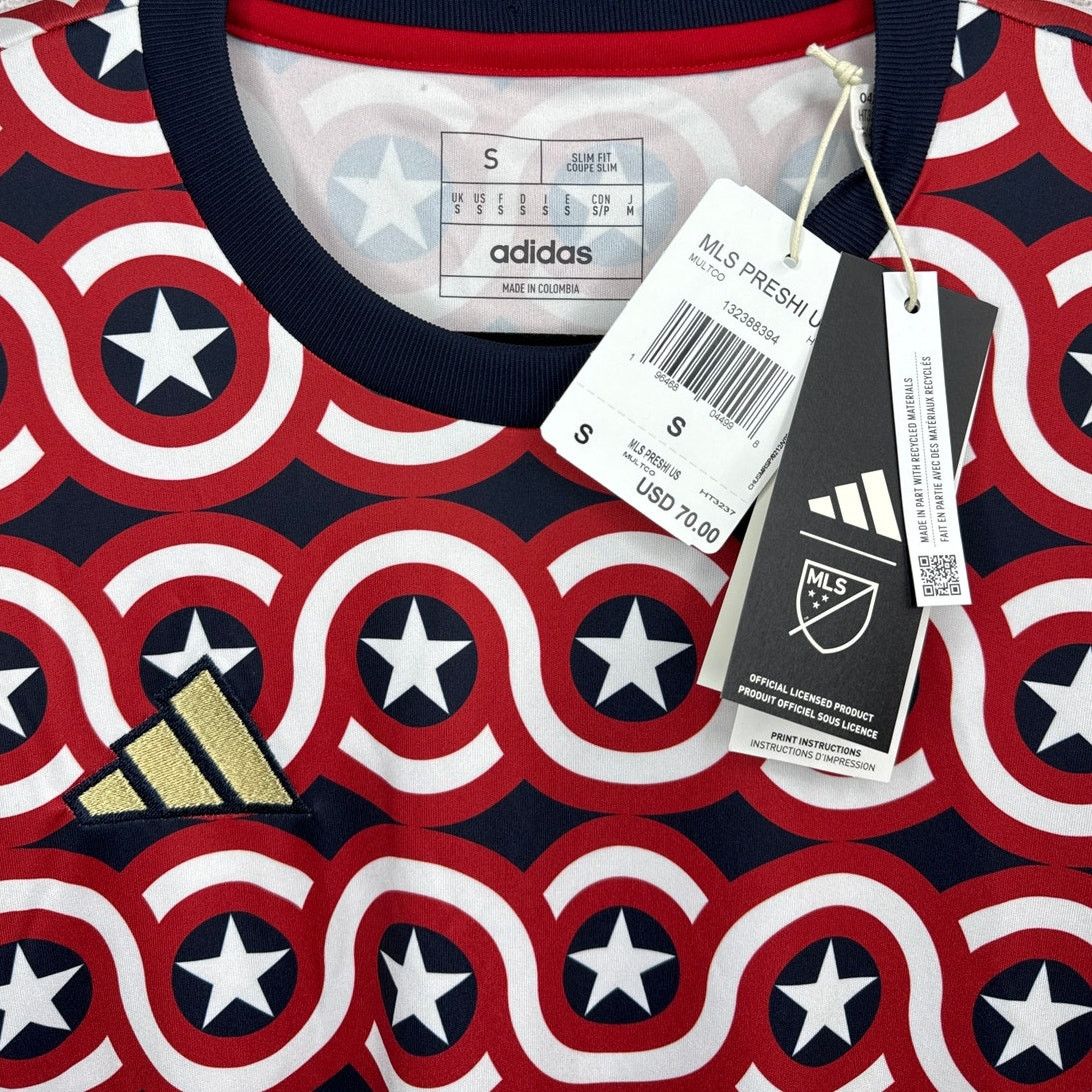 Adidas Adidas x Marvel Captain America MLS Mens Soccer Jersey Size US S / EU 44-46 / 1 - 3 Thumbnail