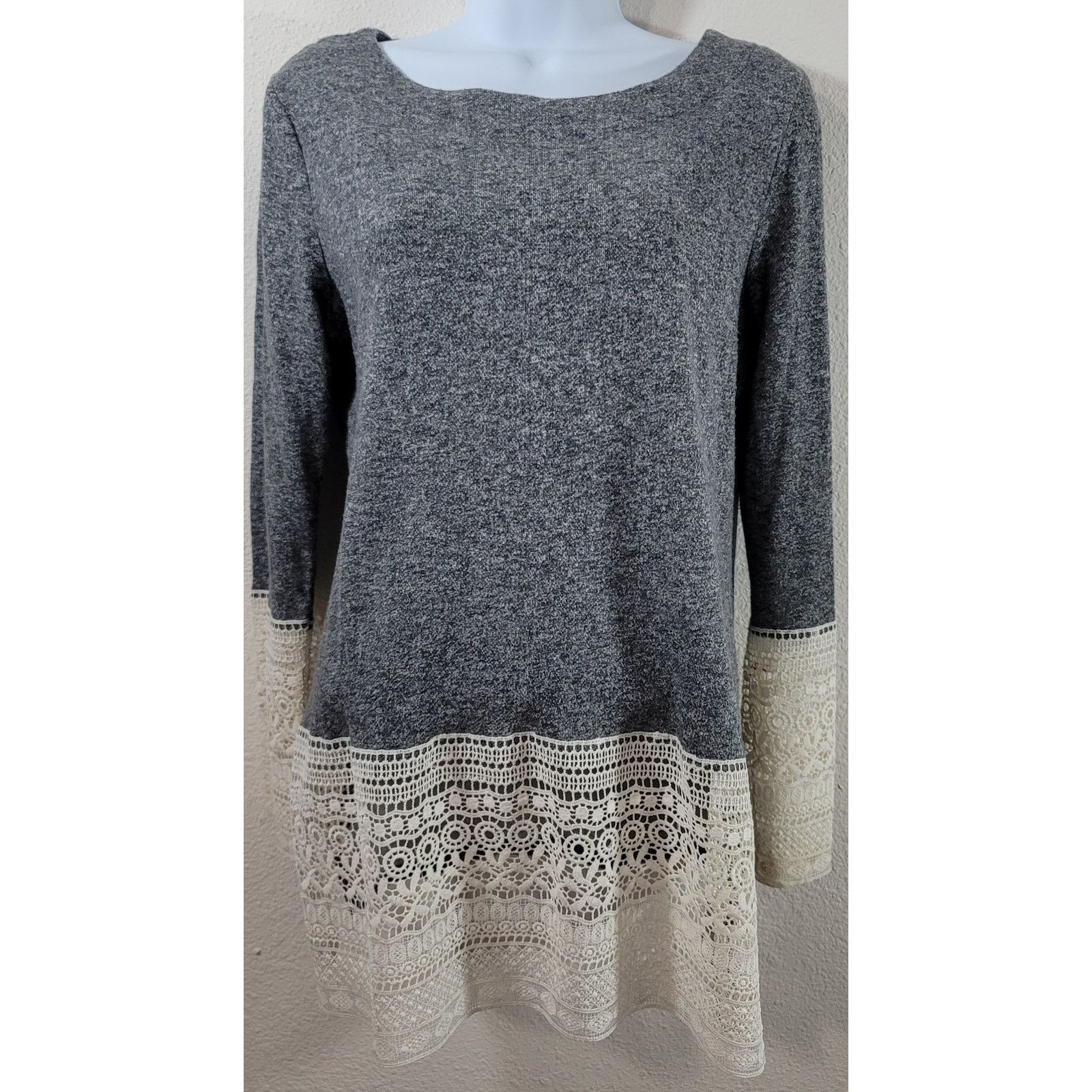 Other Hannah Gray Marled Round Neck Lace Hem Top Medium Soft Size M / US 6-8 / IT 42-44 - 1 Thumbnail