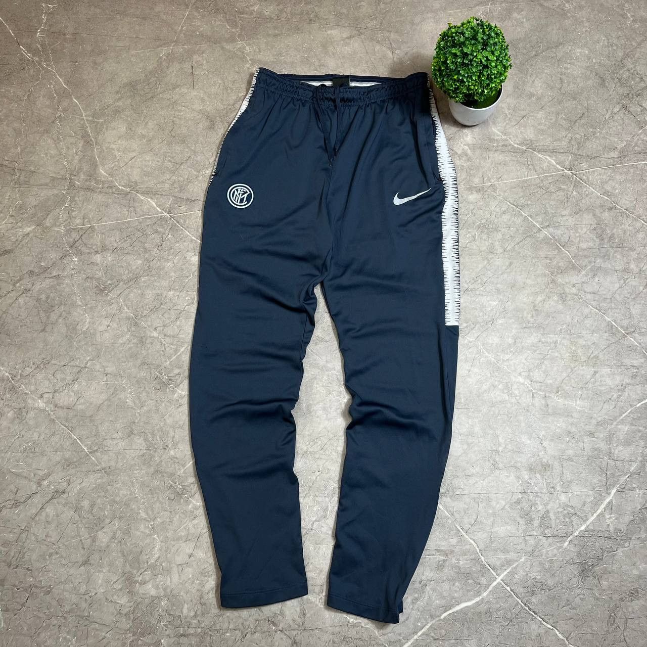 Nike Nike Dri-Fit Sweatpants Inter Milan 2018/2019 Pants Size M Size US 33 - 2 Thumbnail
