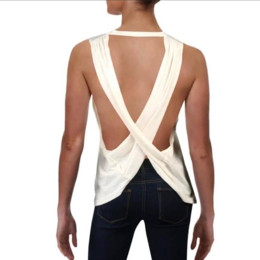 Free People Free People | " No Sweat" White Athletic Top | Medium NWT Size M / US 6-8 / IT 42-44 - 2 Thumbnail