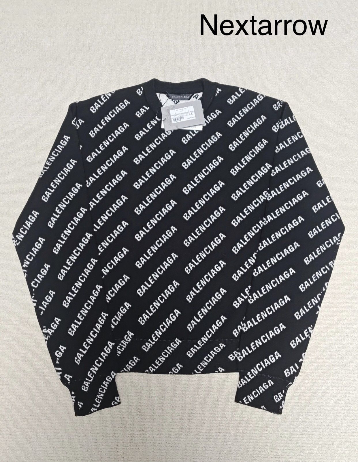 Balenciaga Balenciaga 23ss full printed letter long sleeved sweater Size US S / EU 44-46 / 1 - 1 Thumbnail