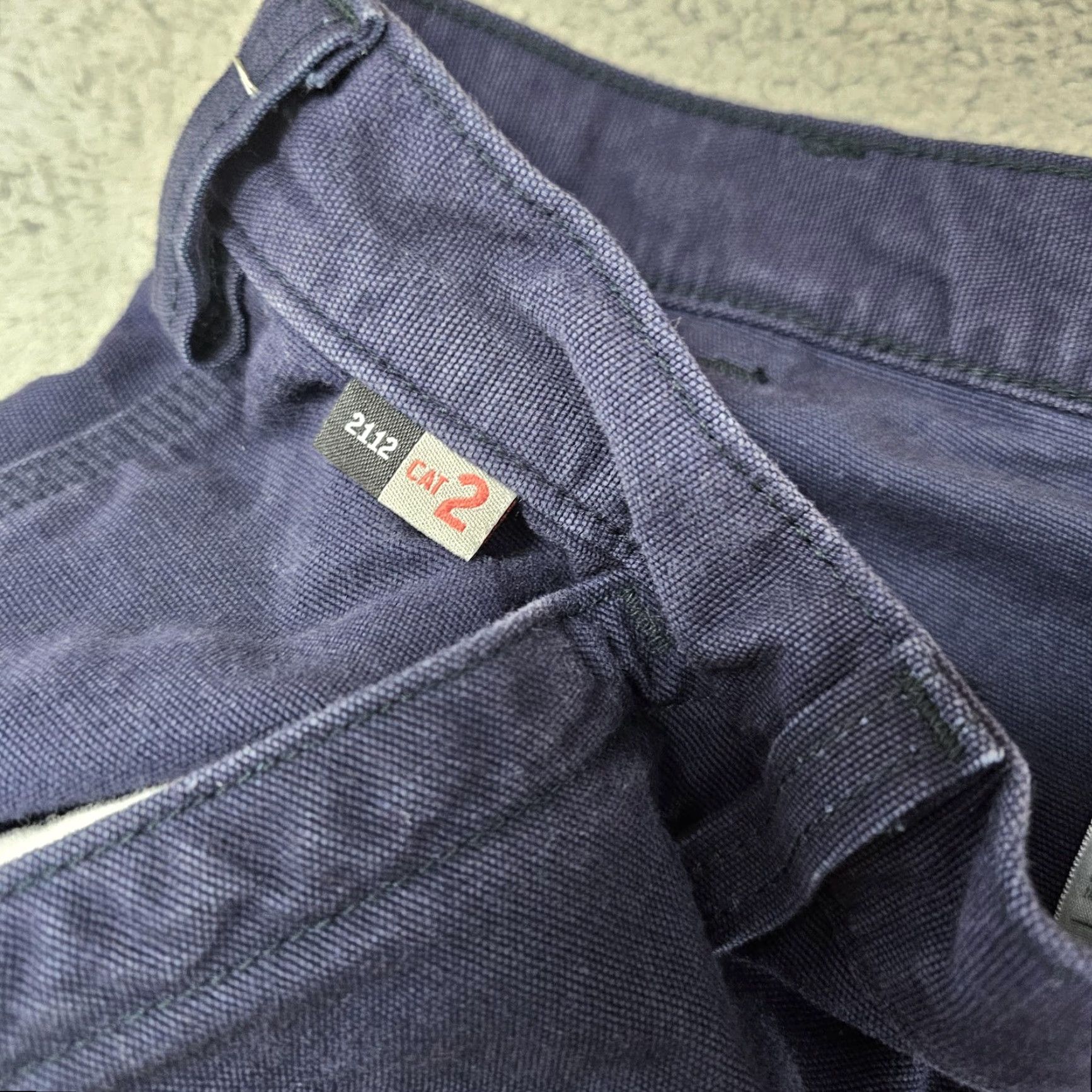 Carhartt VINTAGE Carhartt FR Cargo Pants Mens 38x34 FRB240 Flame Resistant Workwear Size US 36 / EU 52 - 4 Thumbnail