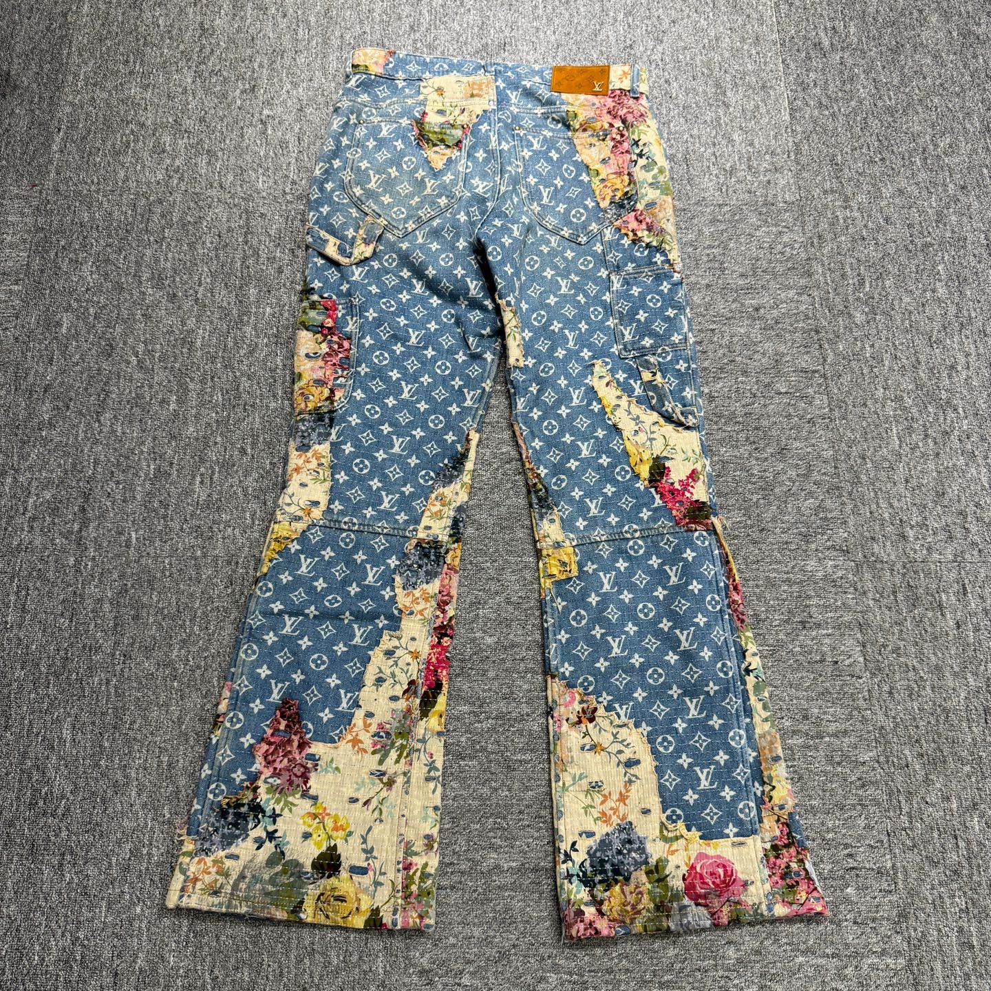 Louis Vuitton LV Floral Monogram Flared Jeans 31 Size US 31 - 5 Thumbnail