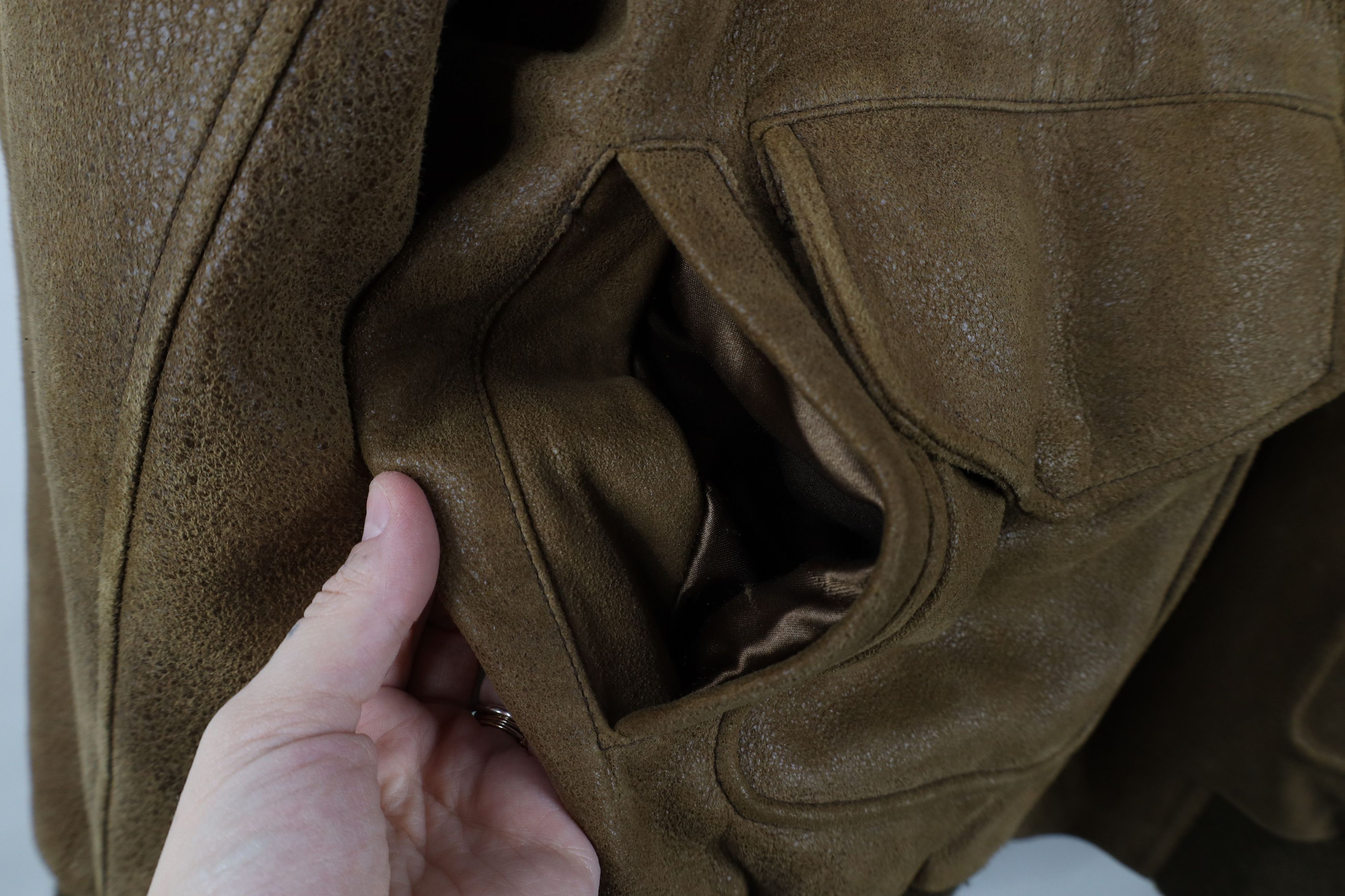 Vintage Vintage 90s Streetwear Heavy Suede Leather Bomber Jacket Size US L / EU 52-54 / 3 - 5 Thumbnail