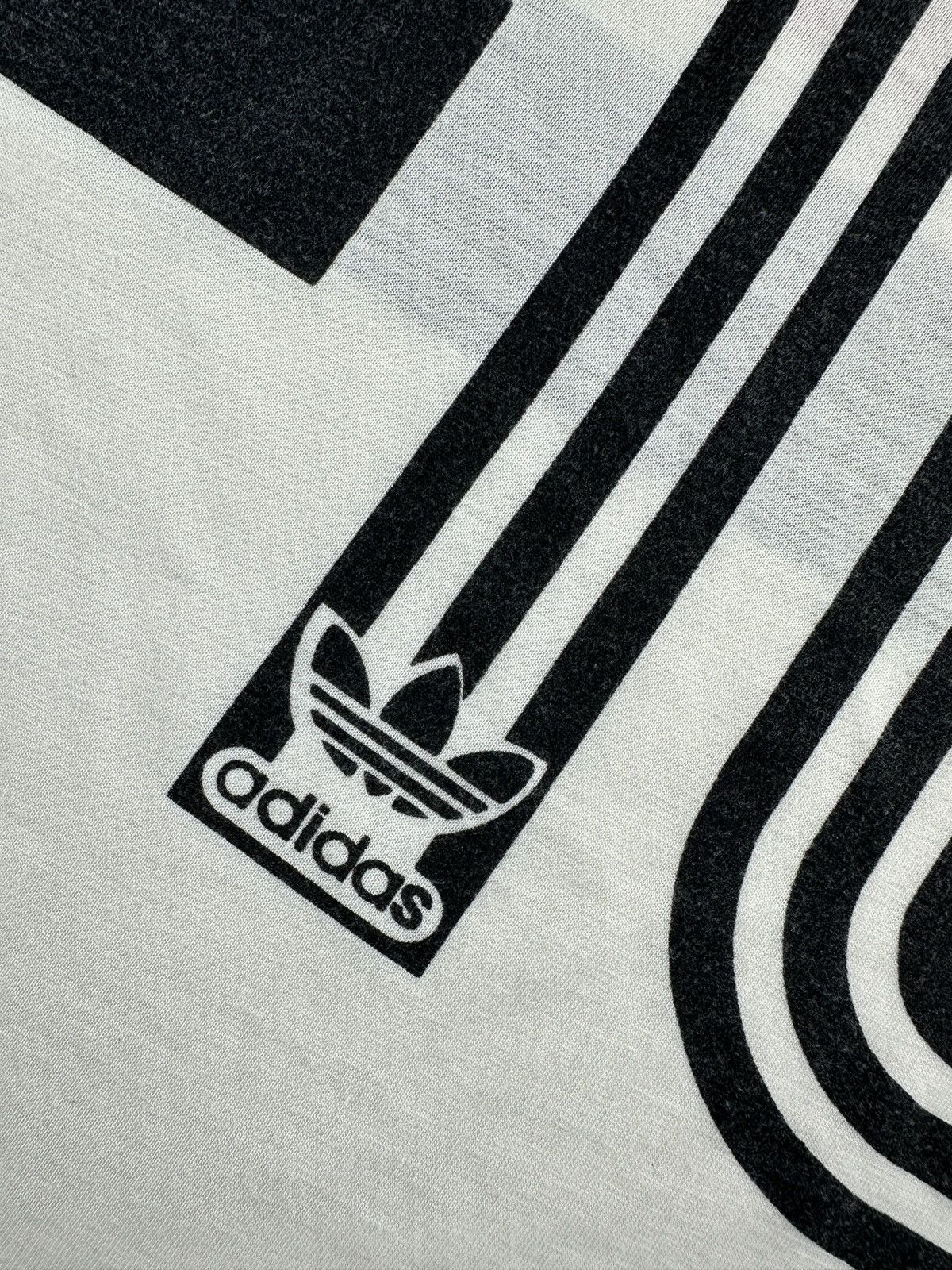 Adidas × Vintage VINTAGE 1989 SAO PAULO HOME SPFC BRAZIL SOCCER JERSEY Size US L / EU 52-54 / 3 - 16 Thumbnail