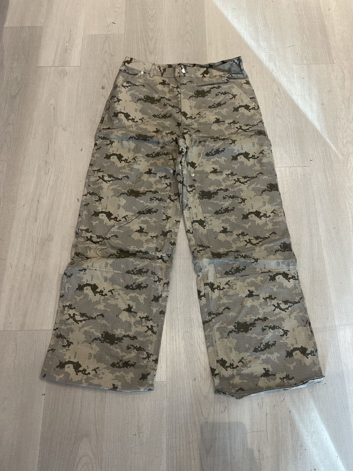 HMDD HMDD Digi Camo Cargo Pants Large Size US 33 - 1 Thumbnail