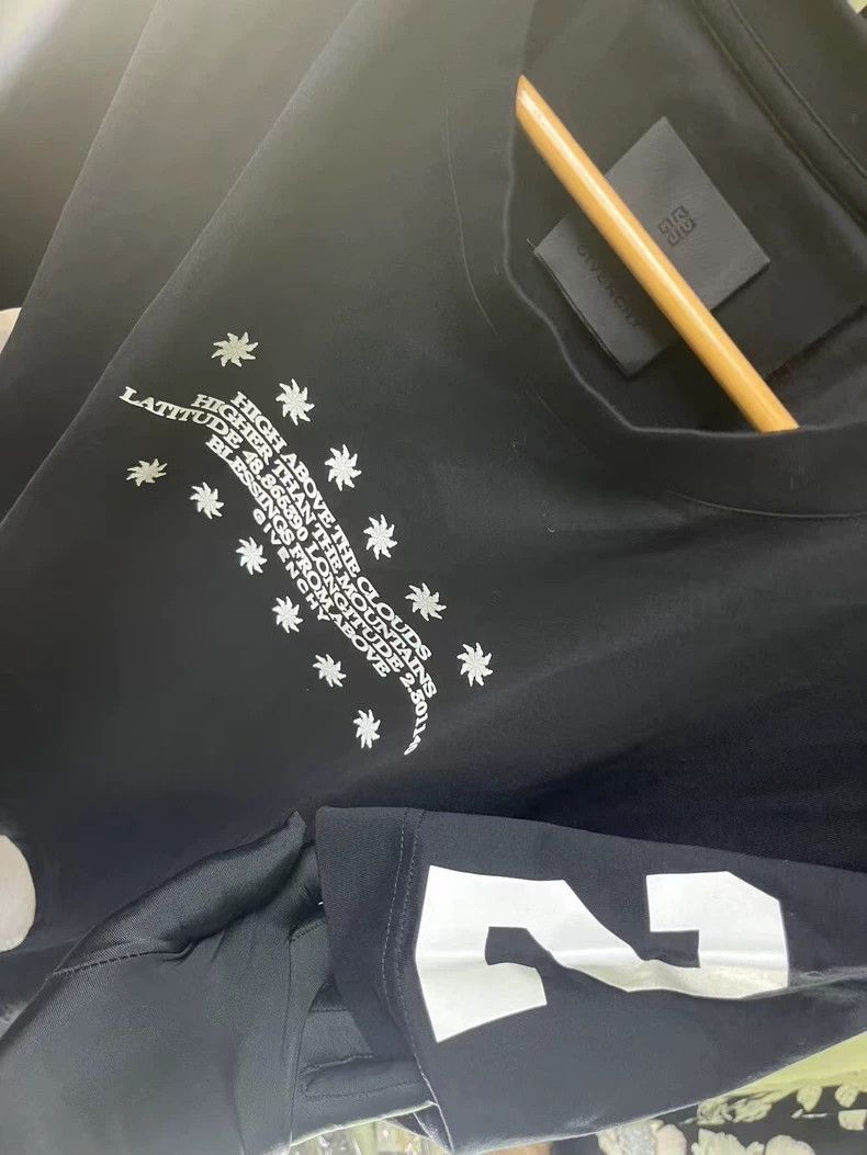 Givenchy Givenchy Alphabet print round neck short-sleeved T-shirt, Size US M / EU 48-50 / 2 - 3 Thumbnail