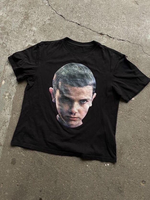 Other Stranger Things Eleven “The Nom Uh Nit” graphic tee Size US L / EU 52-54 / 3 - 1 Thumbnail