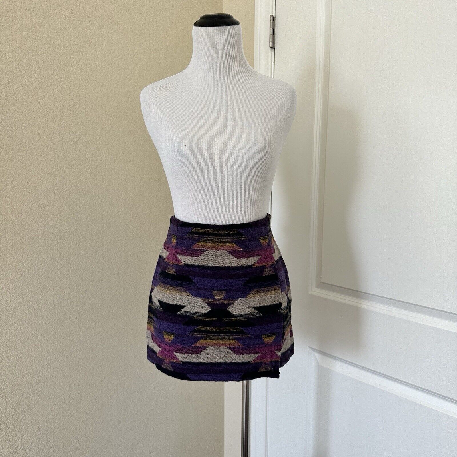 Other Geometric Festival Mini Skirt Size 2-4 Saiph Made In Italy Size 27" / US 4 / IT 40 - 1 Thumbnail