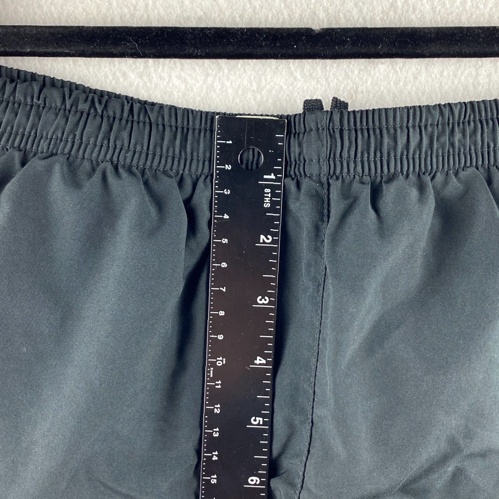 Nike Nike Running Shorts Women Small S Black Breathable Lined Drawstring Gym Active Size 28" / US 6 / IT 42 - 7 Thumbnail