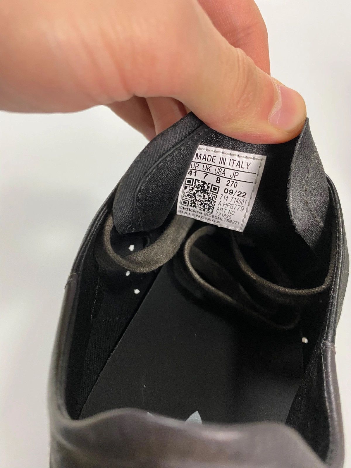 Adidas × Balenciaga BALENCIAGA X ADIDAS BLACK WORN OUT EFFECT STAN SMITH SZ:41 Size US 8.5 / EU 41-42 - 4 Thumbnail