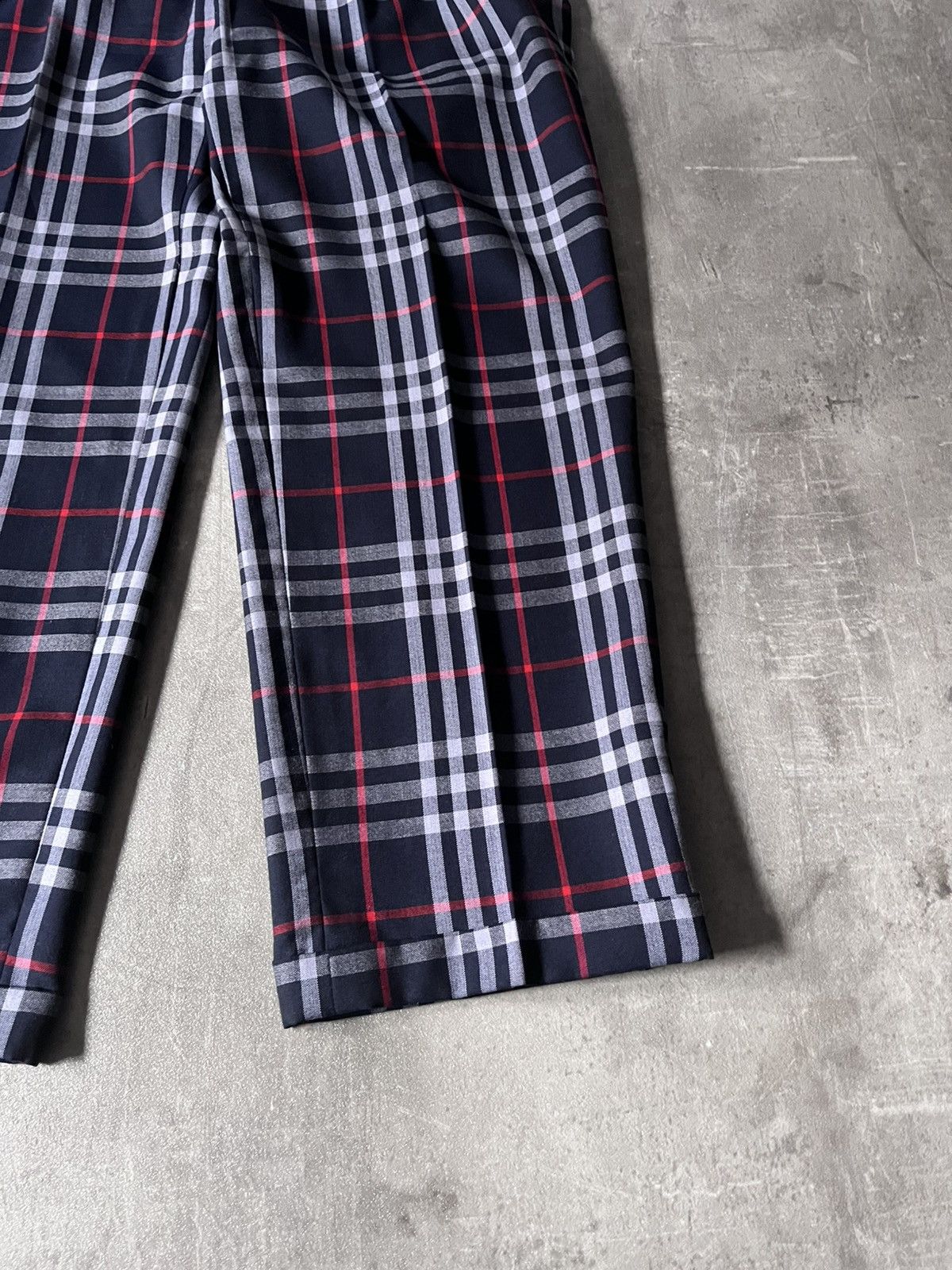 Burberry Burberrys Nova check wool pants navy Size US 32 / EU 48 - 4 Thumbnail