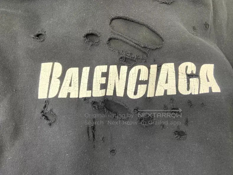 Balenciaga Balenciaga Black Ripped Hooded Sweatshirt Size US S / EU 44-46 / 1 - 3 Thumbnail