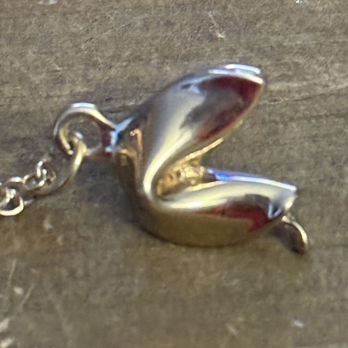 Other Gold tone fortune cookie pendant necklace Size ONE SIZE - 5 Thumbnail