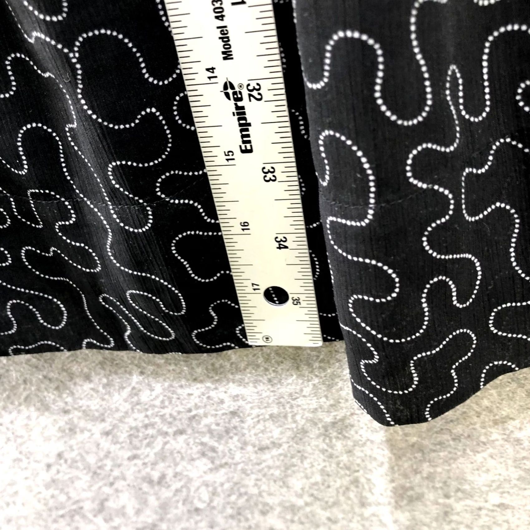 Club Monaco Club Monaco Dress Long Sleeve Black Printed A Line Split Neck Size 6 Womens Size M / US 6-8 / IT 42-44 - 8 Thumbnail