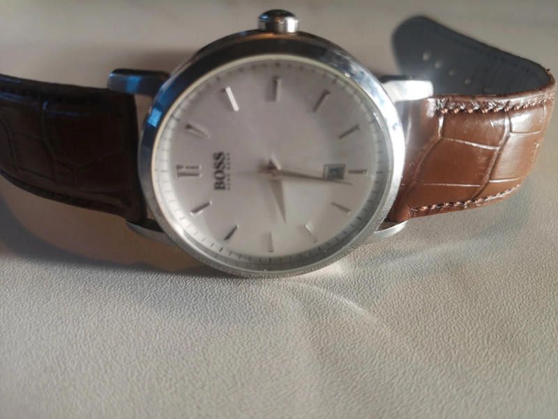 Designer Boss Hugo men's brown leather strap watch Size ONE SIZE - 3 Thumbnail