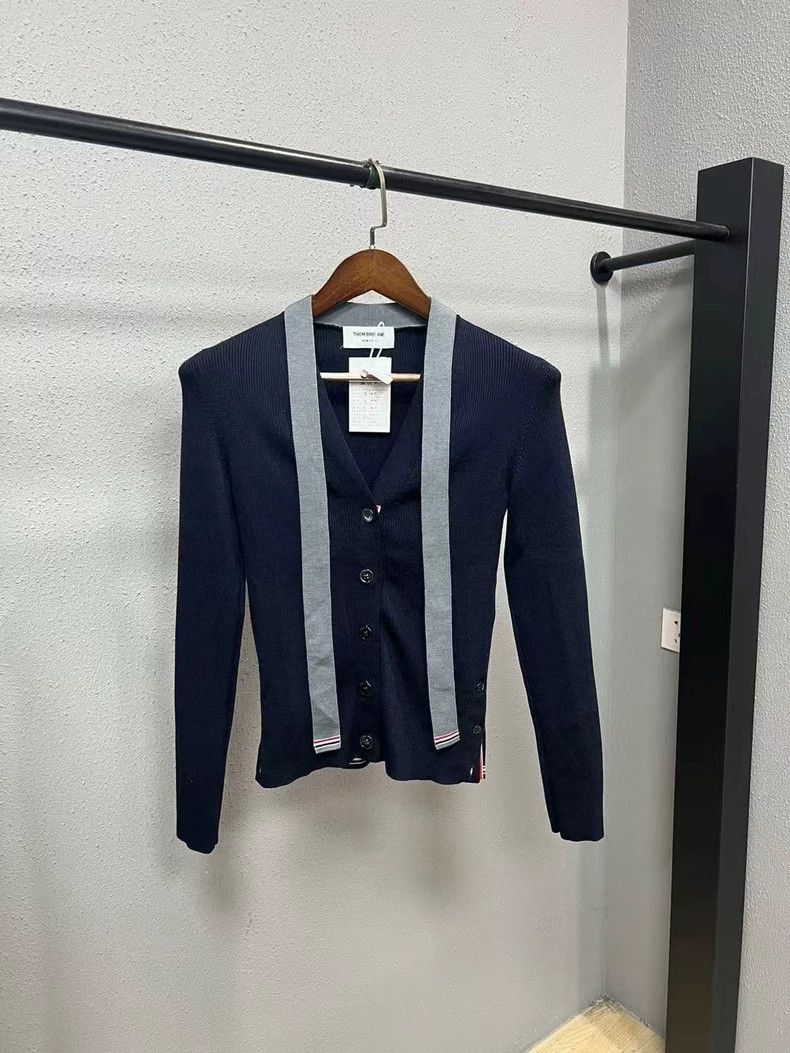 Thom Browne Thom Browne Tie-in top Size XS / US 0-2 / IT 36-38 - 1 Thumbnail