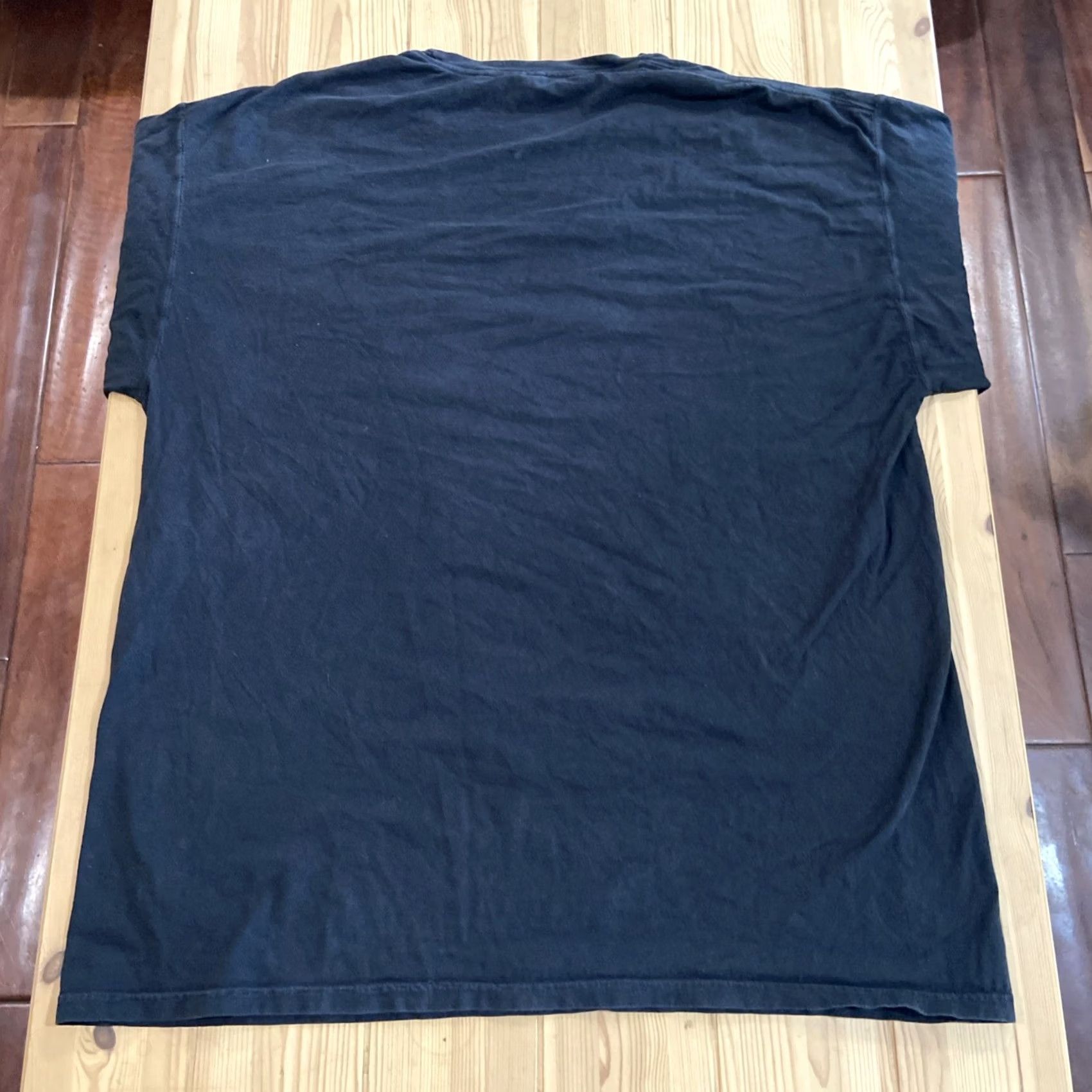 Vintage United Band Shirt 2XL Black Unbranded Cotton Short Sleeve Crew Neck Graphic Print Unisex Adults 80s 90s Music Rock Vintage No Size US XXL / EU 58 / 5 - 6 Thumbnail