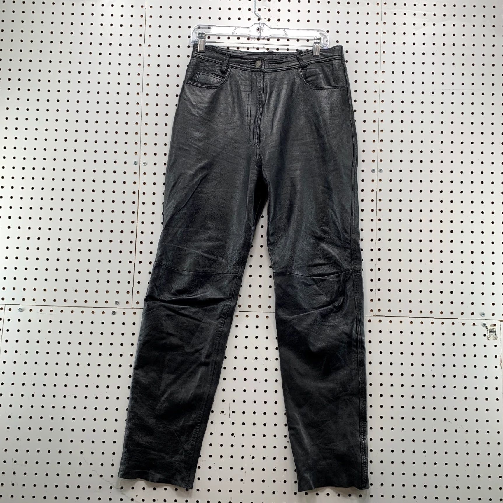 Wilson VINTAGE Leather Pants Womens 14 Black Straight Fit Raw Hem 29x31 Motorcycle Jeans 5-Pocket Design Womens Size 36" / US 14 / IT 50 - 2 Thumbnail