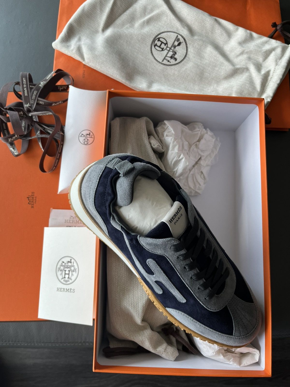 Hermes Runway Hermes Jet Sneaker Brand New Full Set Size US 10.5 / EU 43-44 - 15 Thumbnail