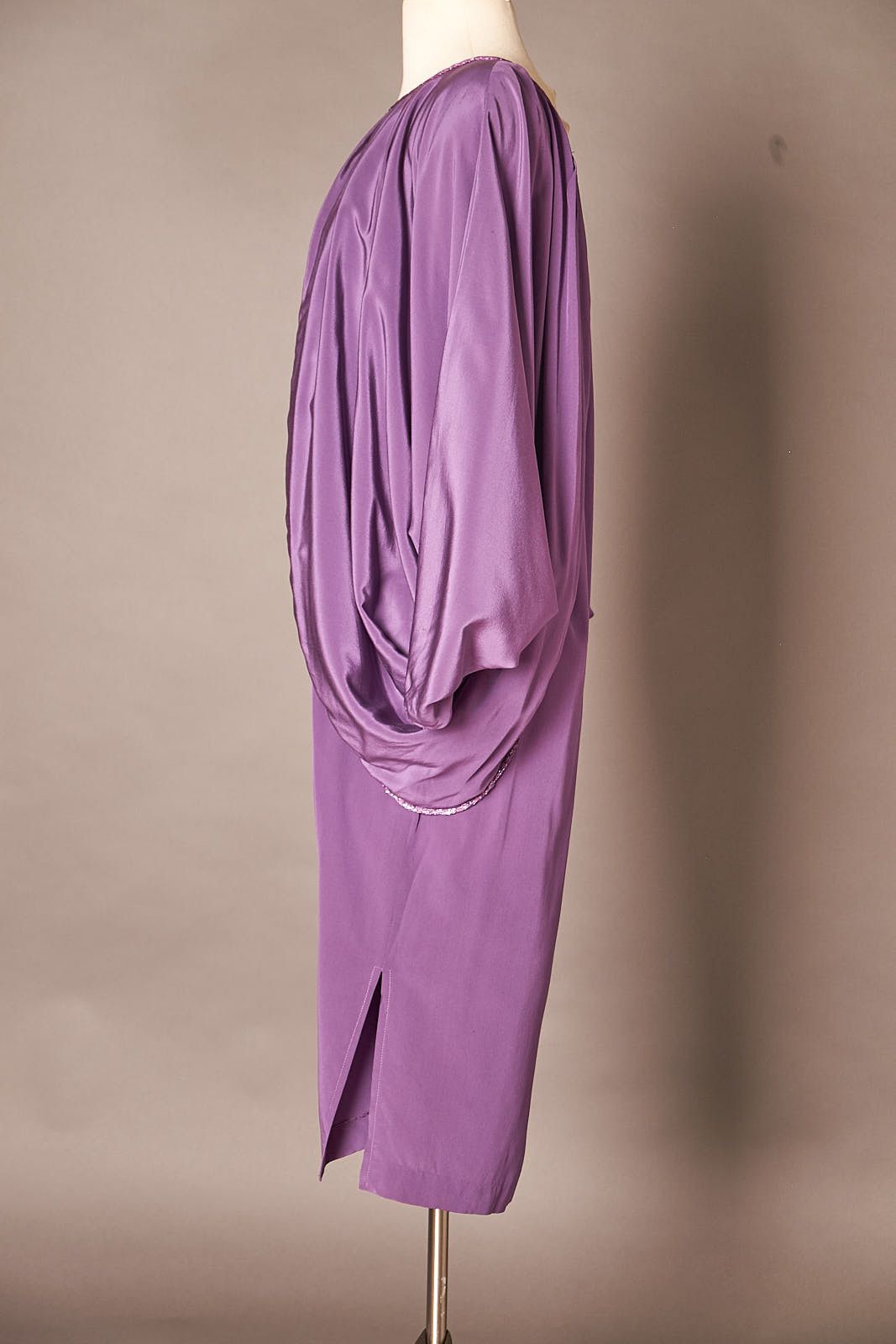 Vintage Vintage Purple Caped Shift Dress Size M / US 6-8 / IT 42-44 - 3 Thumbnail