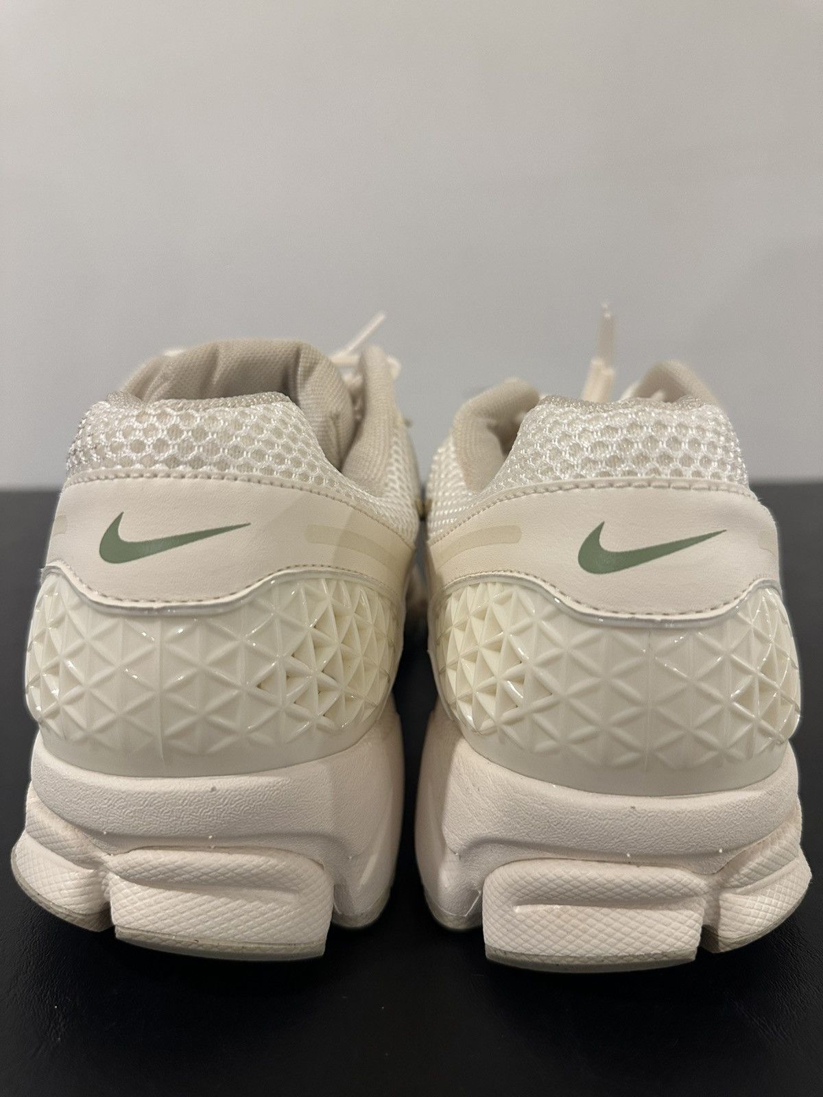 Nike Size 14 - Nike Air Zoom Vomero 5 Pale Ivory Sanddrift W Size US 14 / EU 47 - 5 Thumbnail